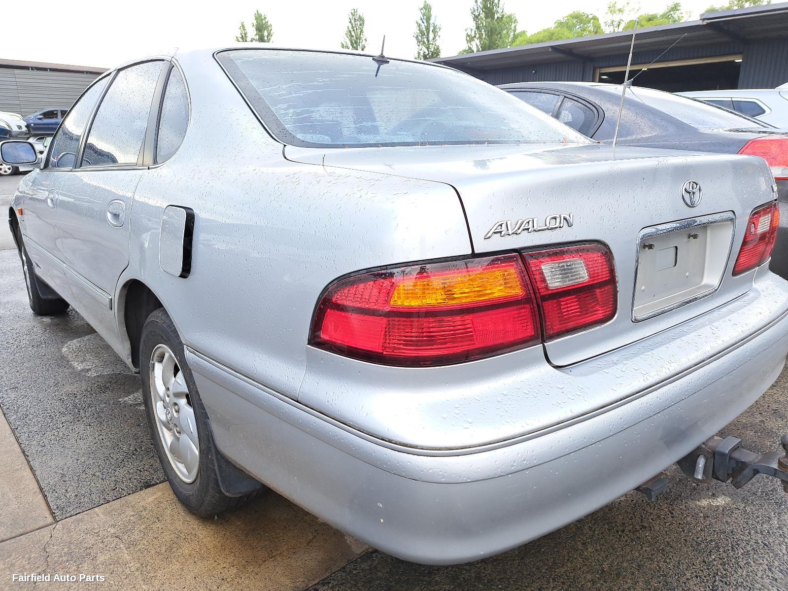 2001 Toyota Avalon Left Guard
