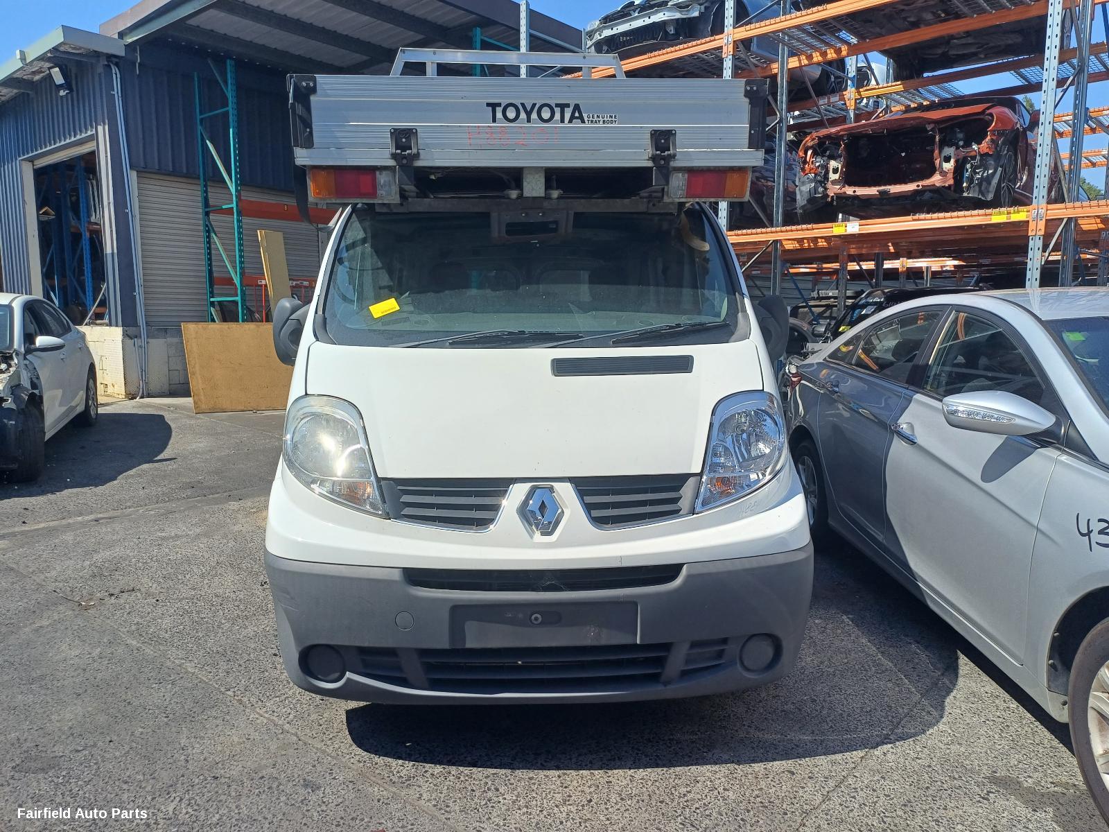 2009 Renault Trafic Left Headlamp