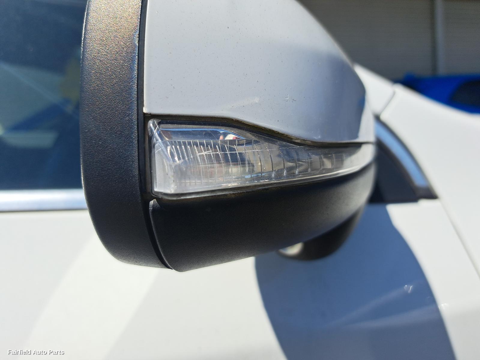 2010-2018 Volvo S60/v60 Left Door Mirror