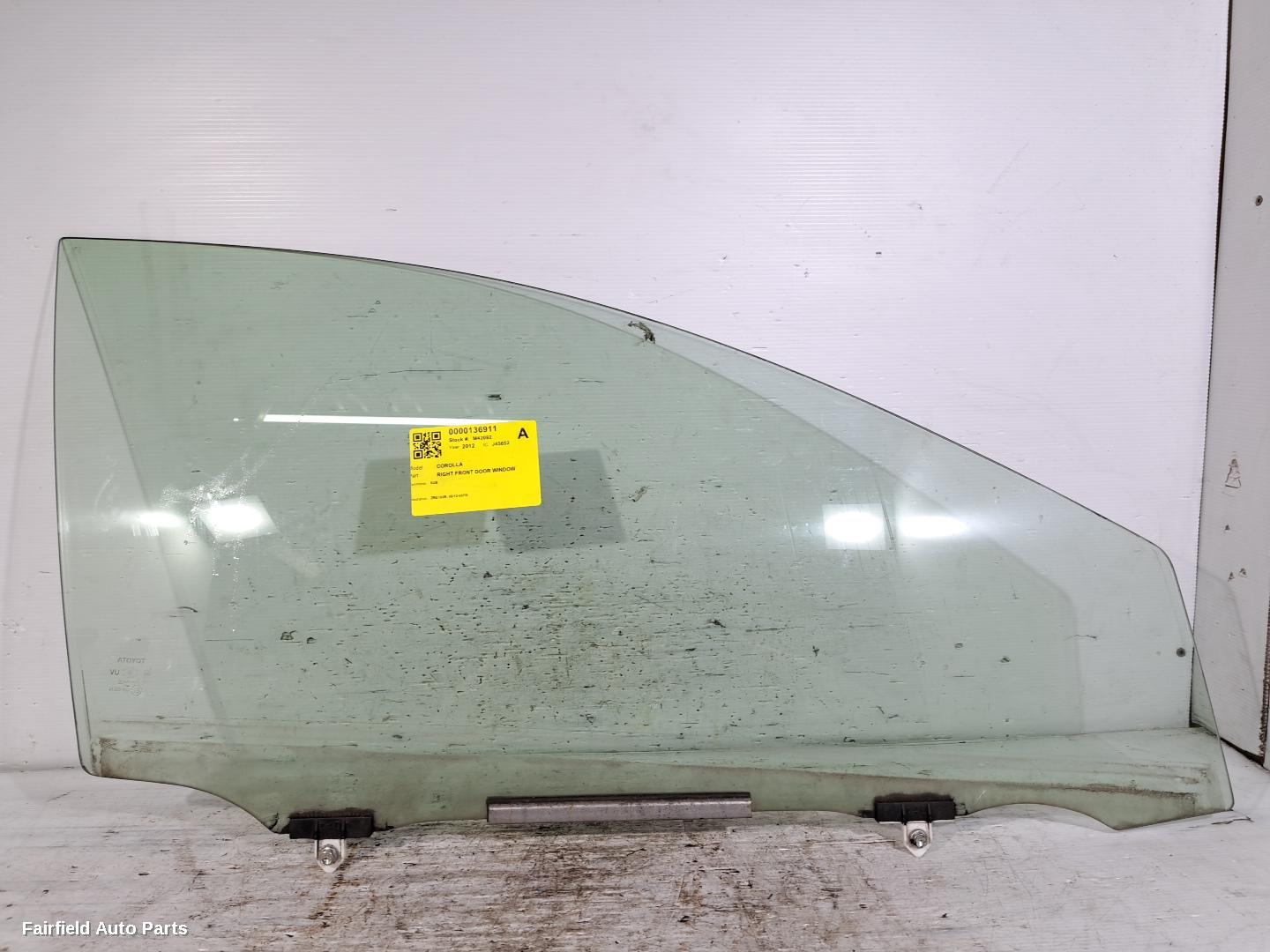 2012-2018 Toyota Corolla Right Front Door Window