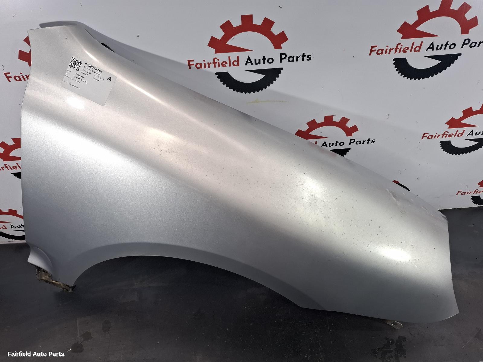 2003-2006 Porsche Cayenne Right Guard