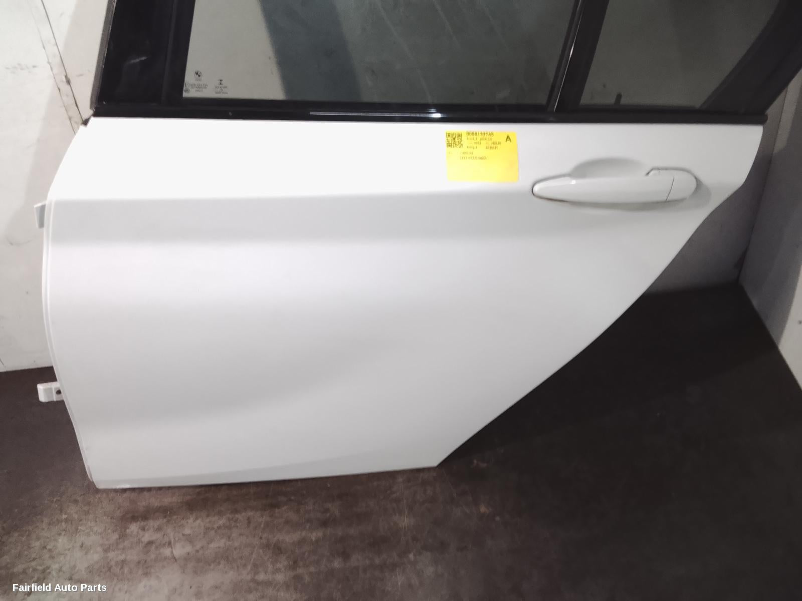 2011-2019 Bmw 1 Series Left Rear Door Sliding