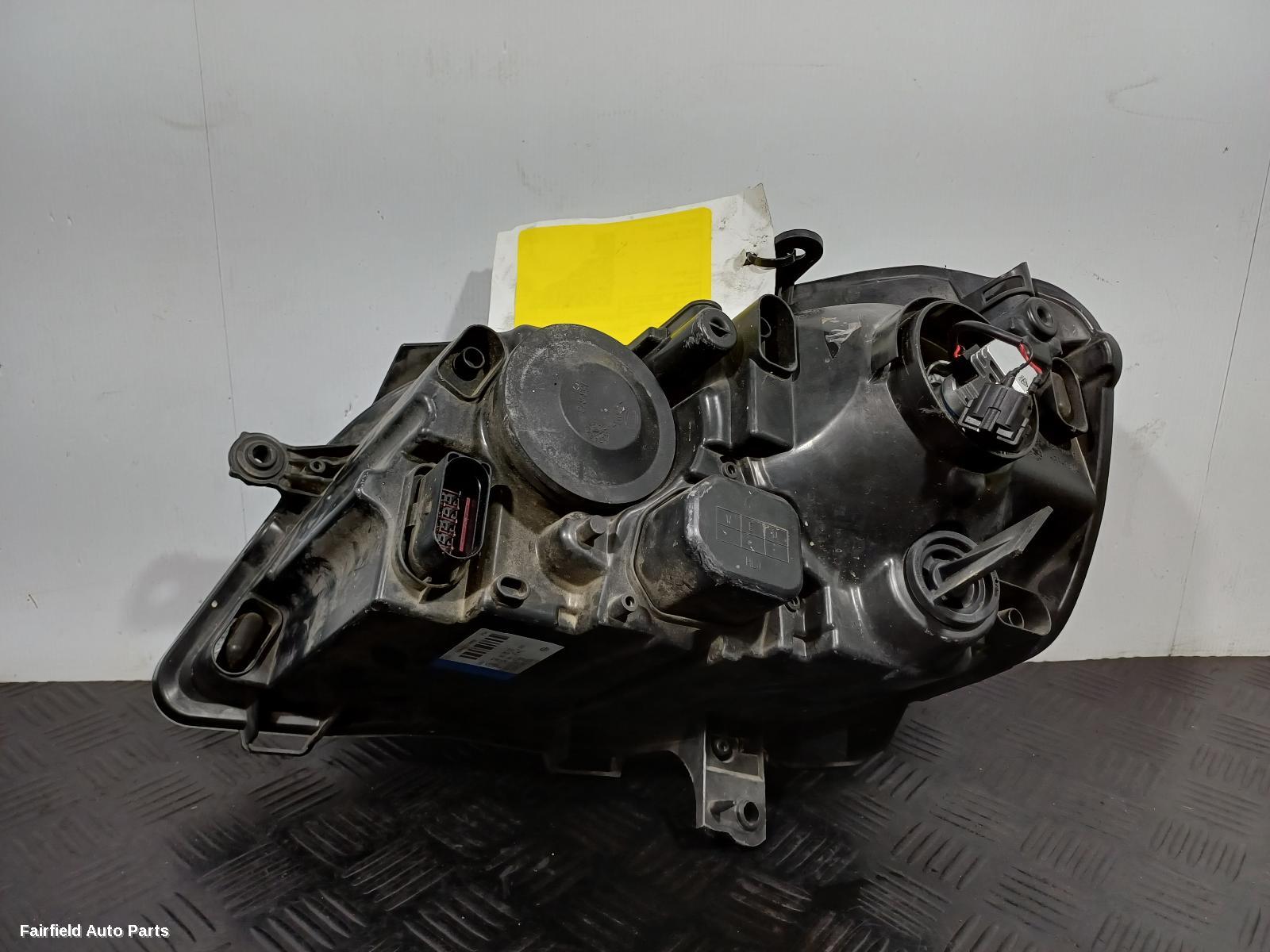 2005-2010 Volkswagen Polo Right Headlamp