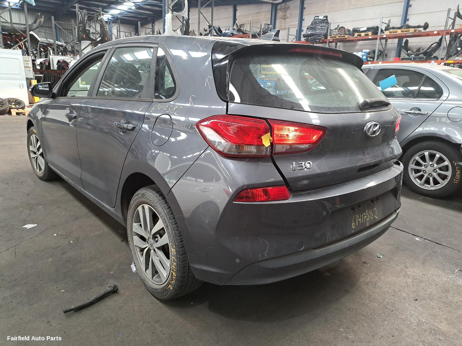 2017 Hyundai I30 Left Driveshaft