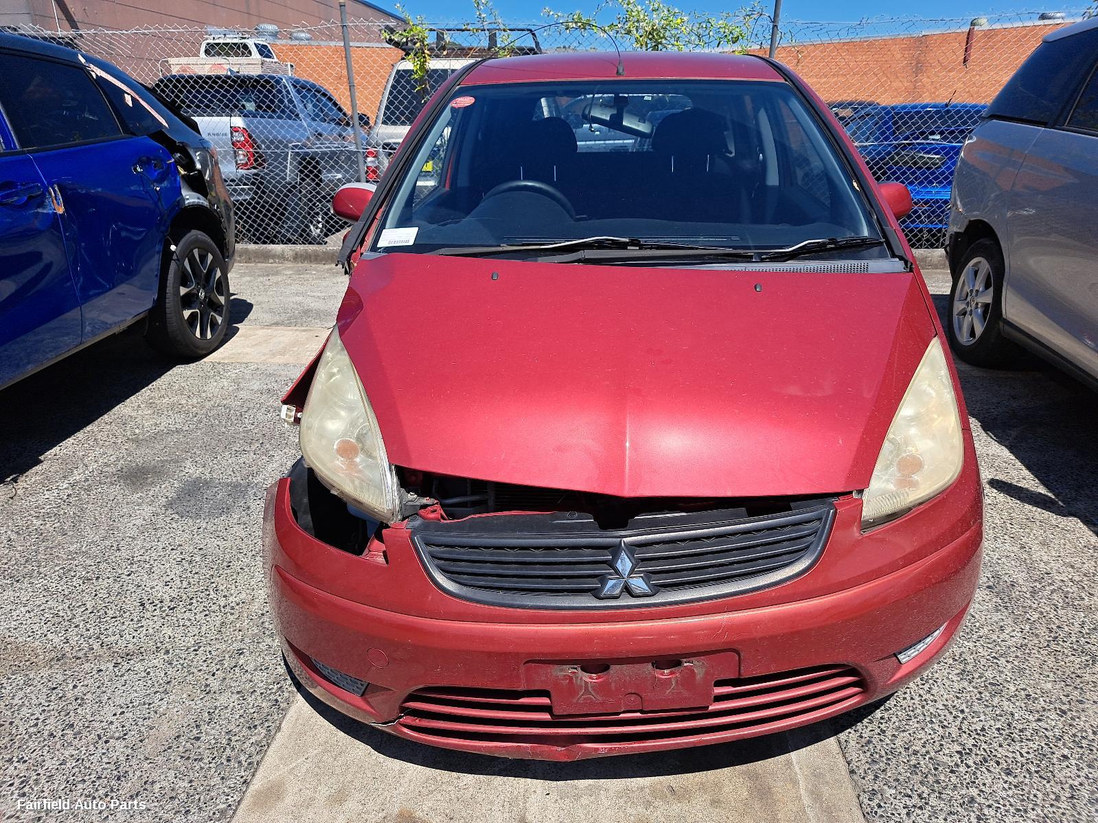 2008 Mitsubishi Colt Left Rear Door Sliding