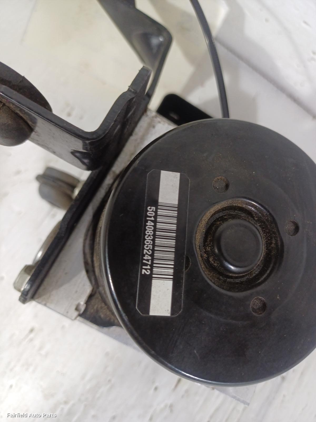 2009-2013 Mazda 3 Abs Pump Modulator