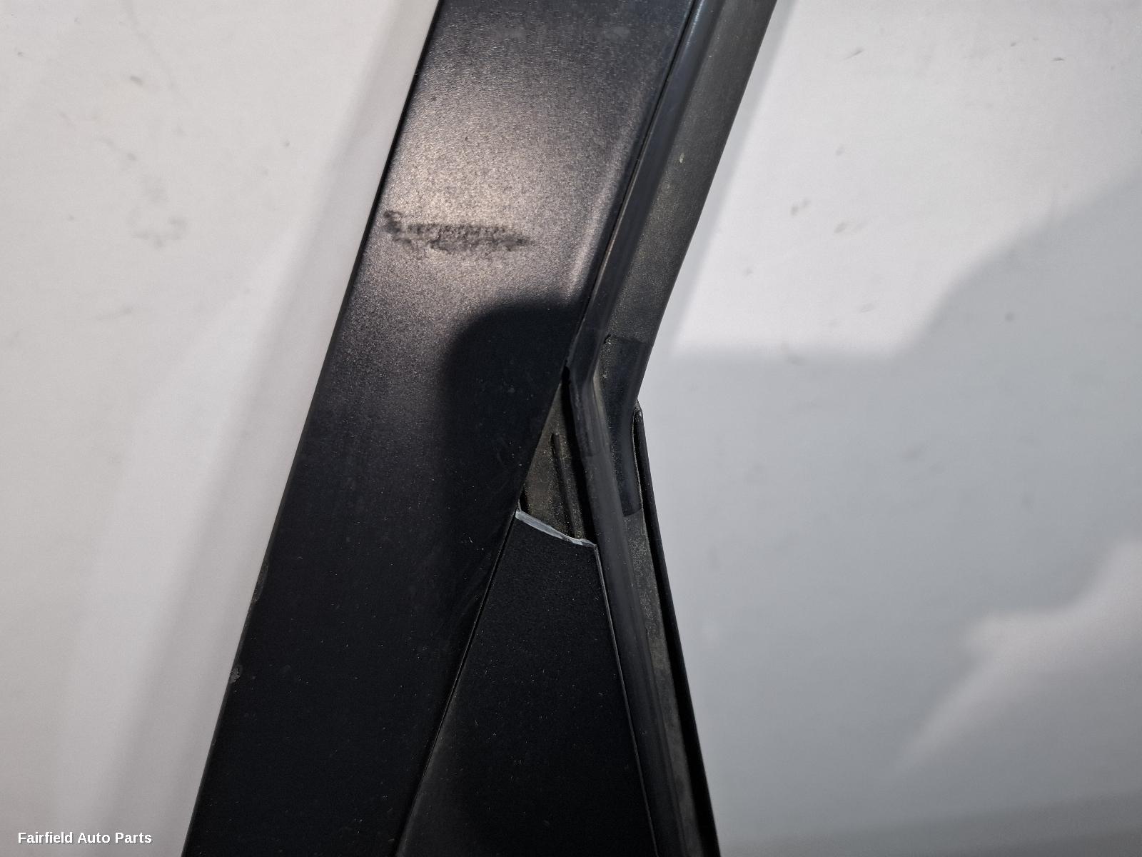 2009-2012 Hyundai I30 Right Rear Door Sliding