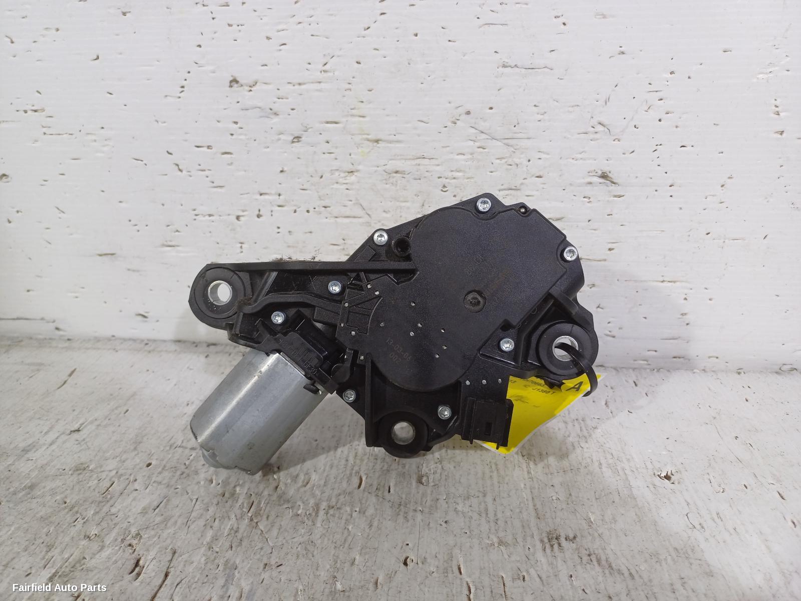 2007-2014 Nissan Dualis Wiper Arm