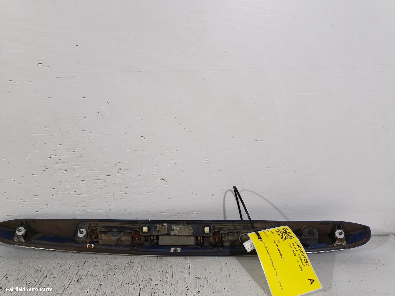 2009-2012 Hyundai I30 Rear Garnish