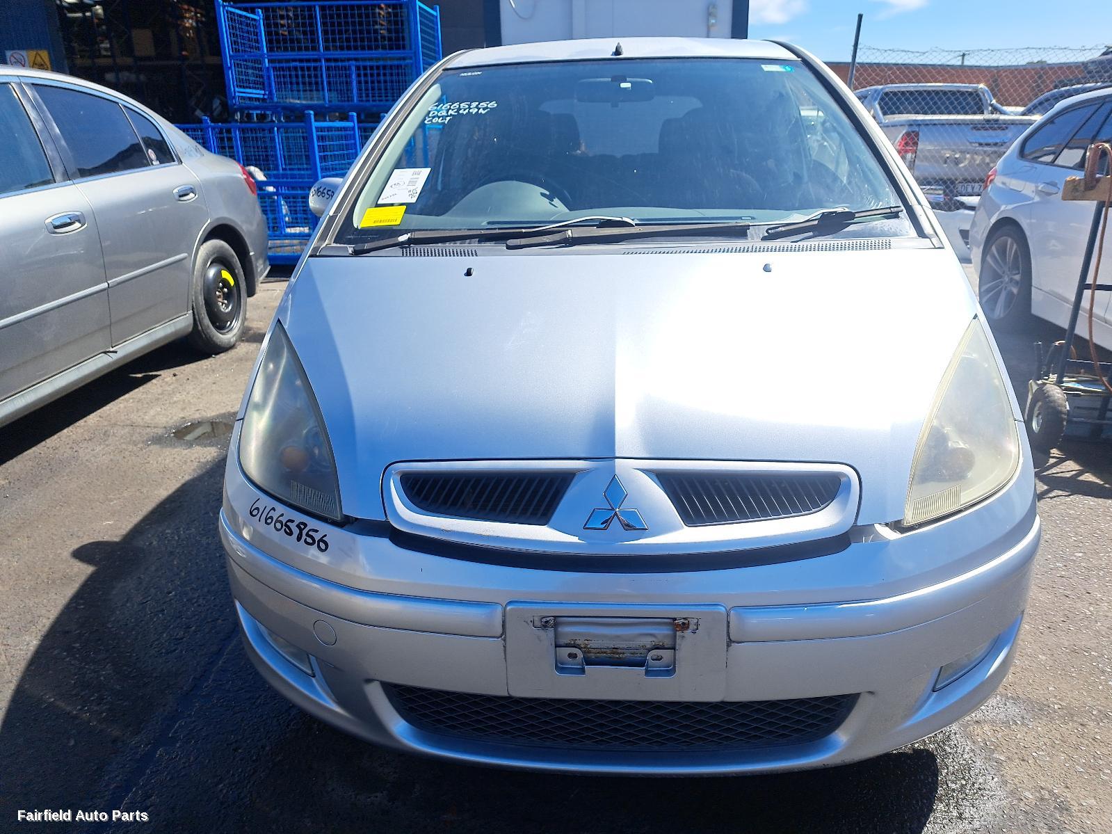 2005 Mitsubishi Colt Right Headlamp