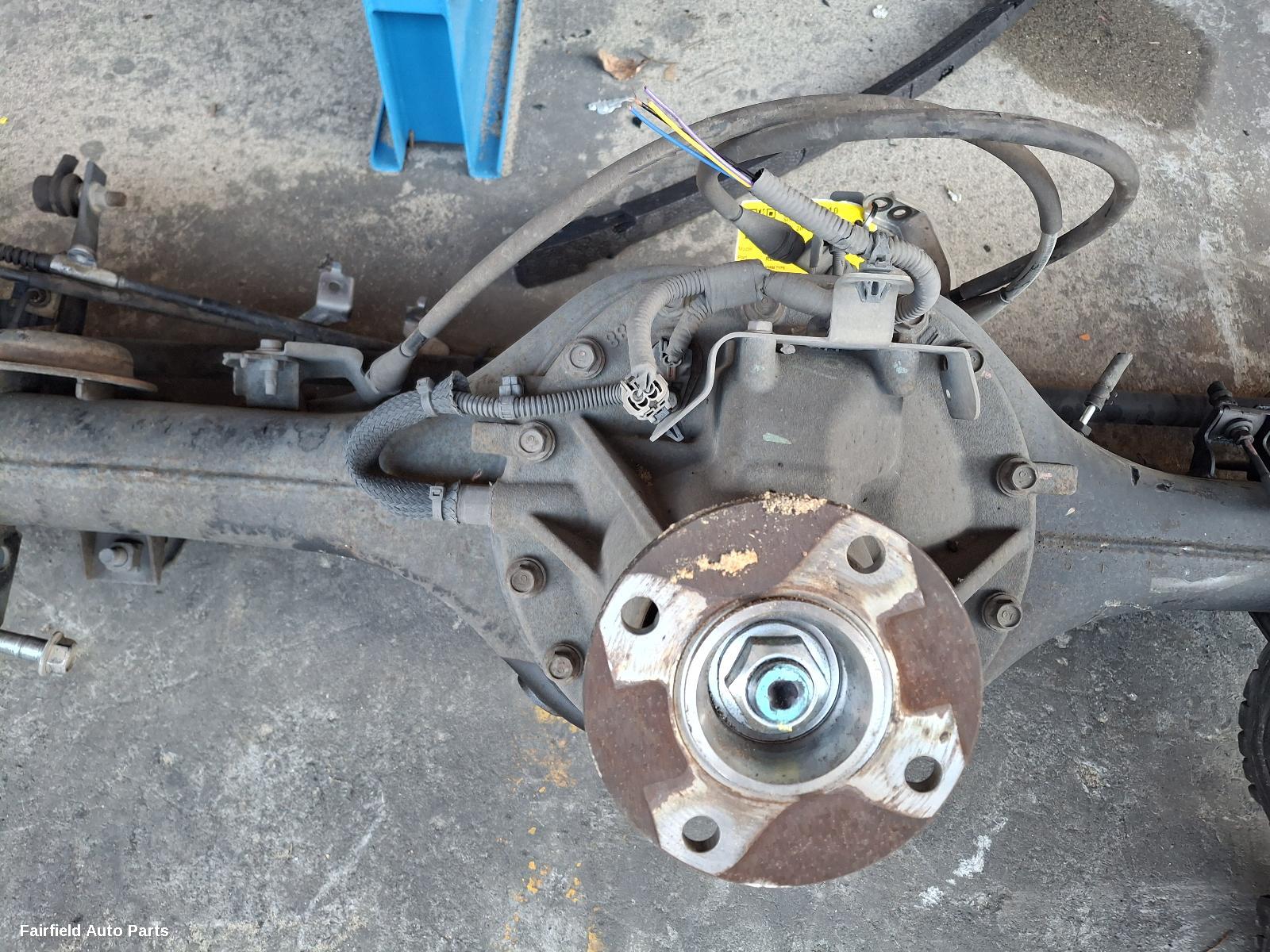 2015-2020 Nissan Navara Rear Diff Assembly