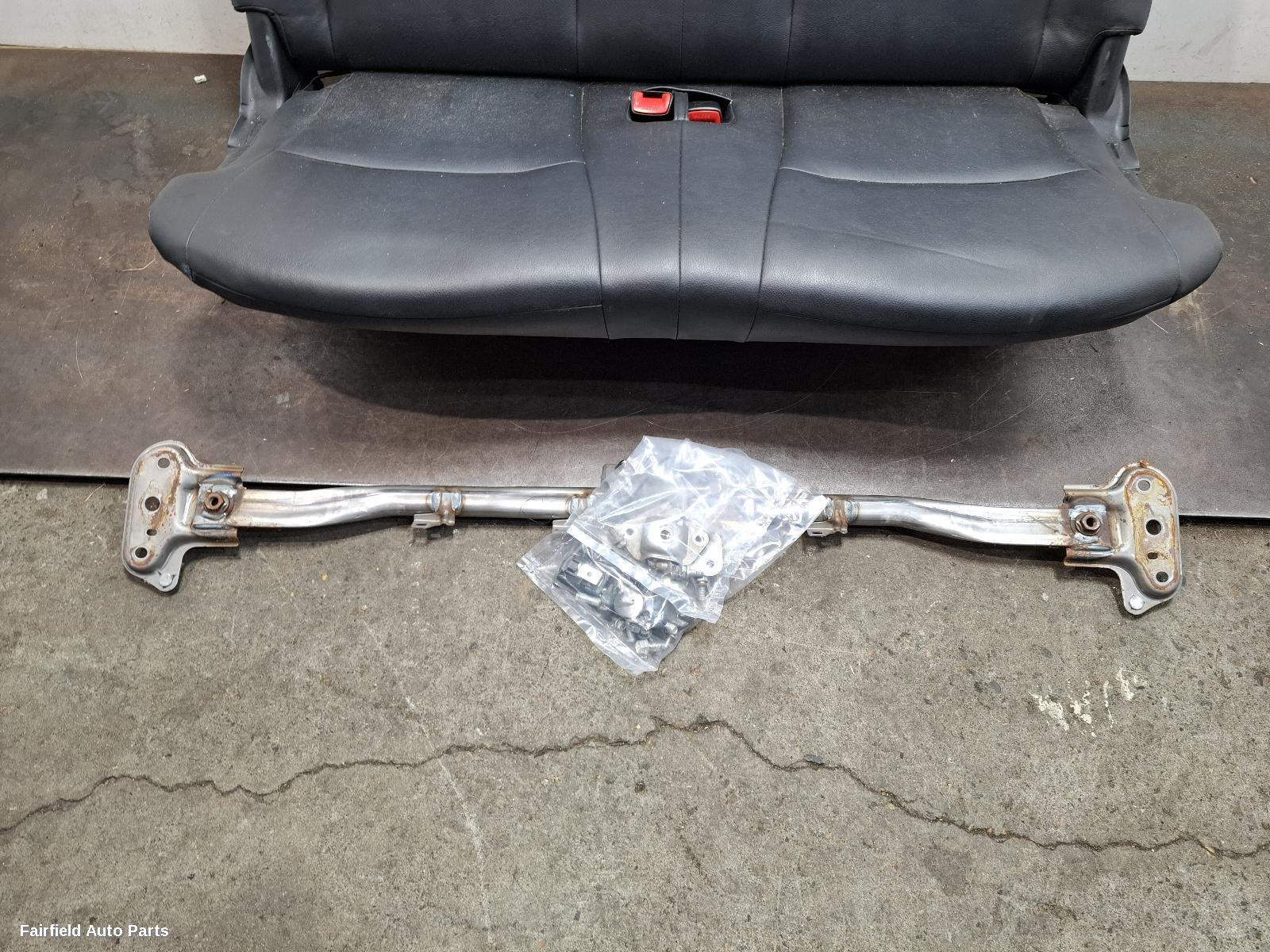 2007-2014 Toyota Kluger 3rd Seat