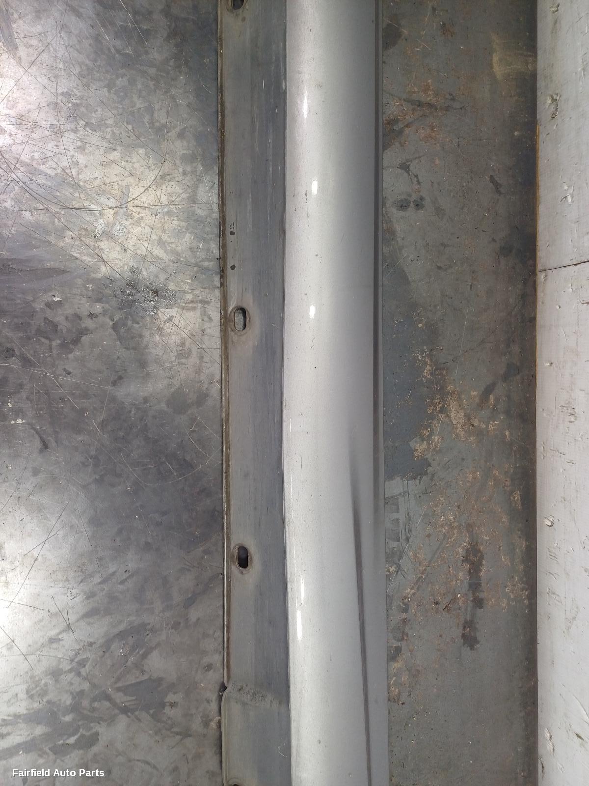 2011-2015 Mercedes C Class Side Step Skirt