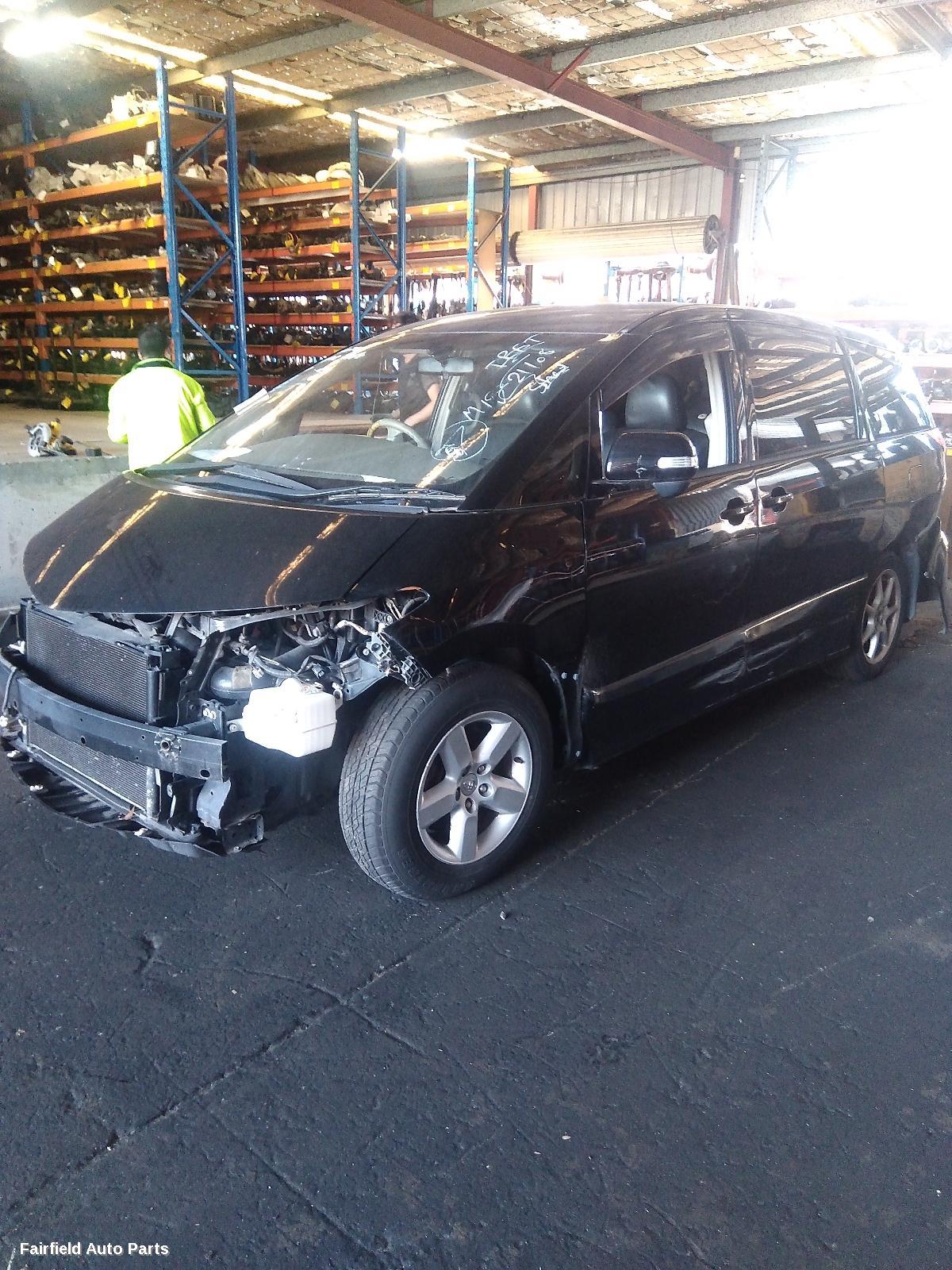 2006 Toyota Estima Left Taillight