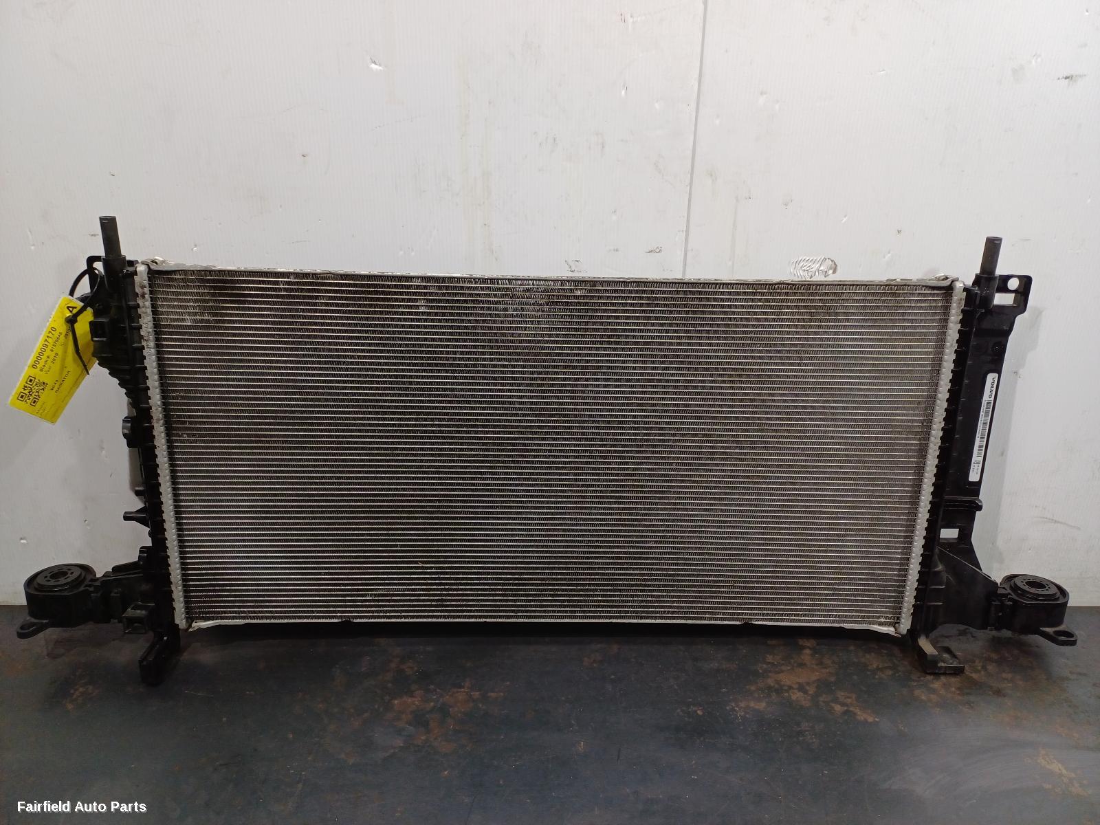 2018-2022 Volvo Xc40 Radiator