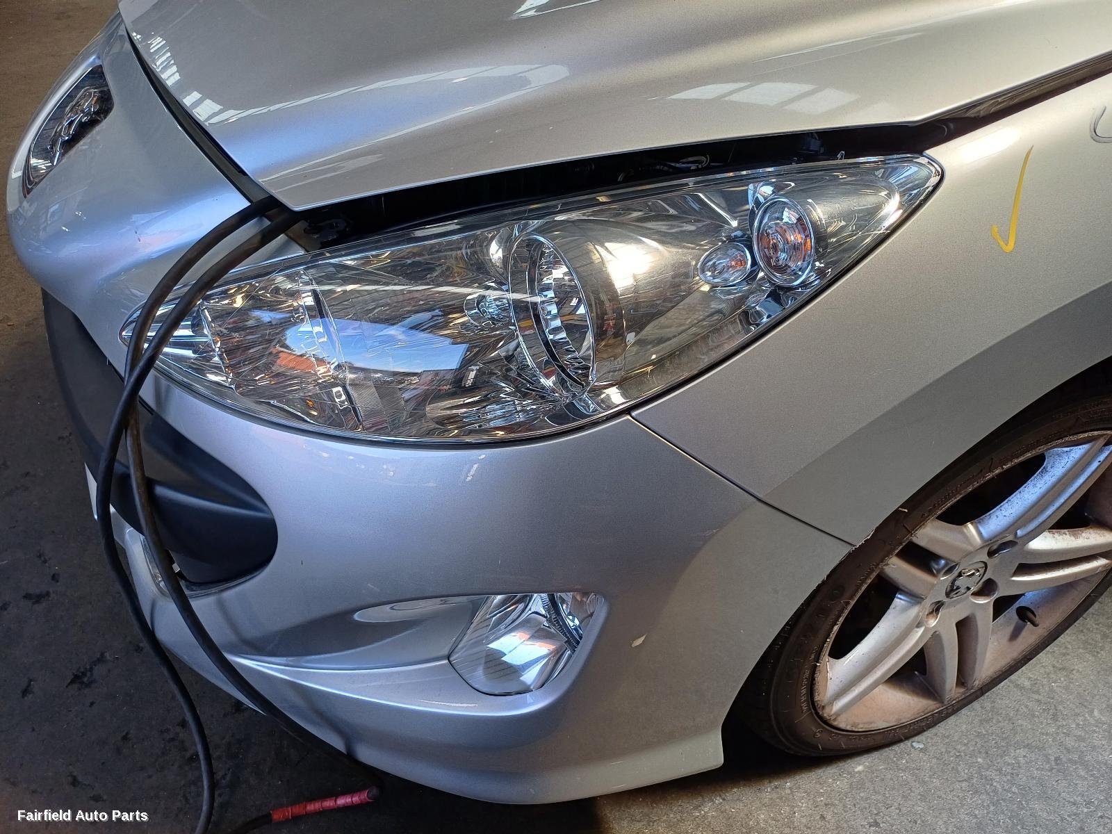 2009 Peugeot 308 Left Taillight