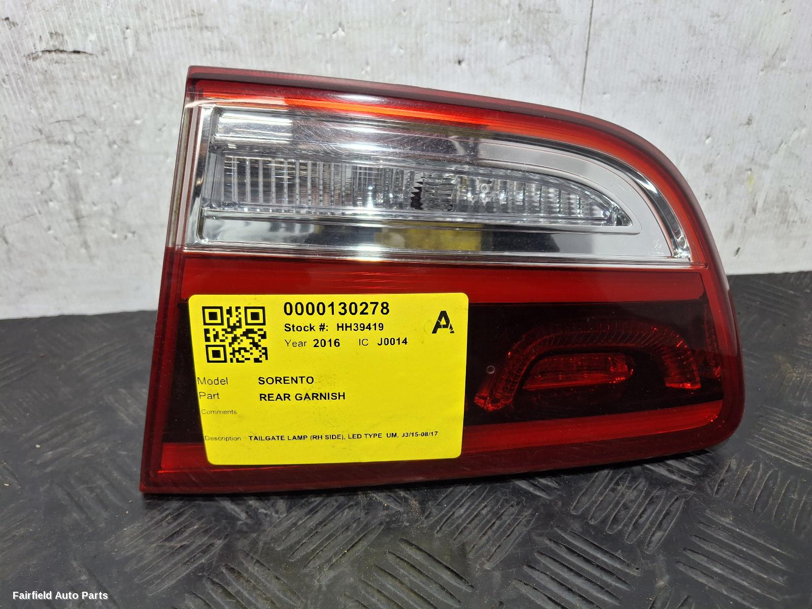 2015-2017 Kia Sorento Rear Garnish