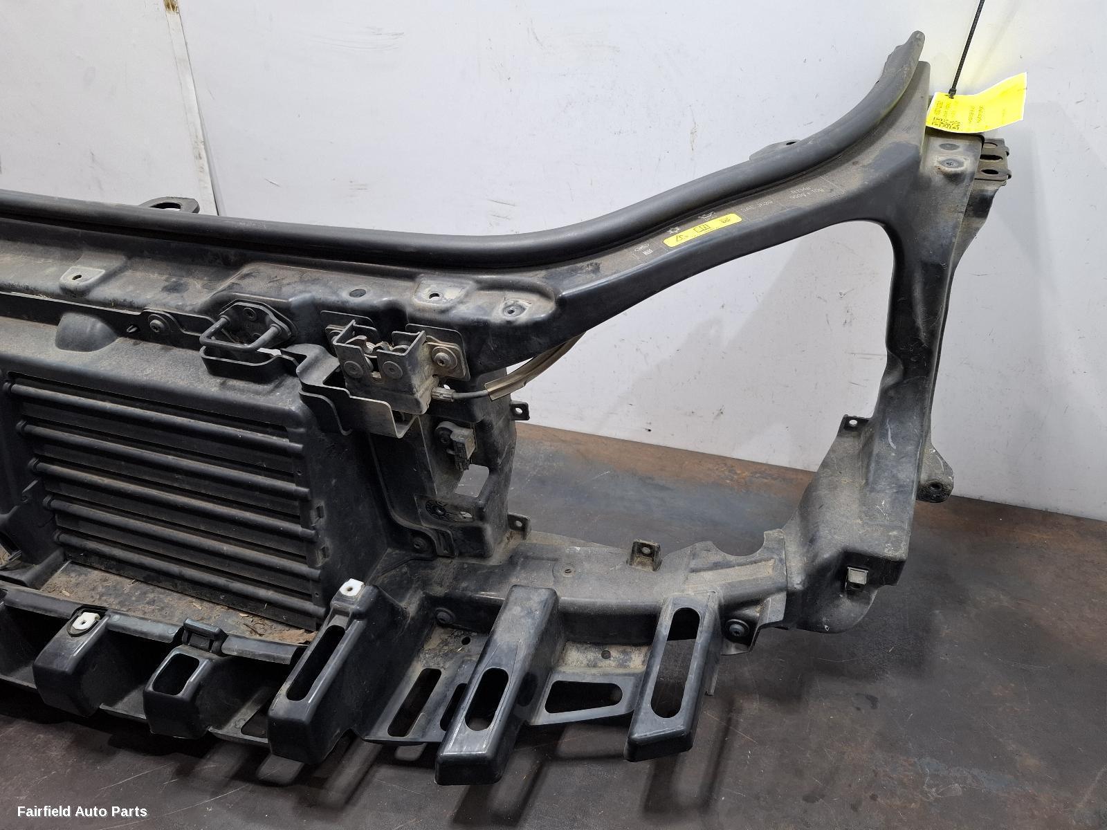 2015 Land Rover Rangerover Sport Radiator Support