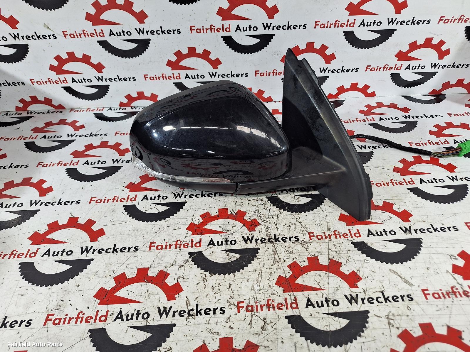 2010-2018 Volvo S60/v60 Right Door Mirror