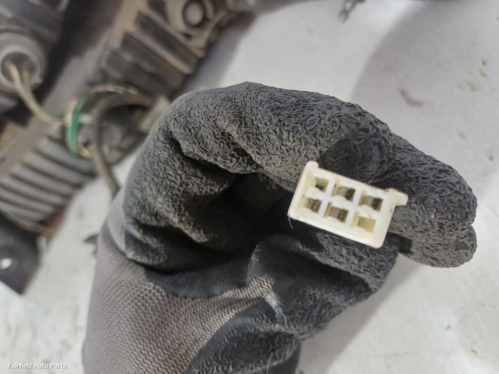 2000-2003 Toyota Avalon Left Taillight