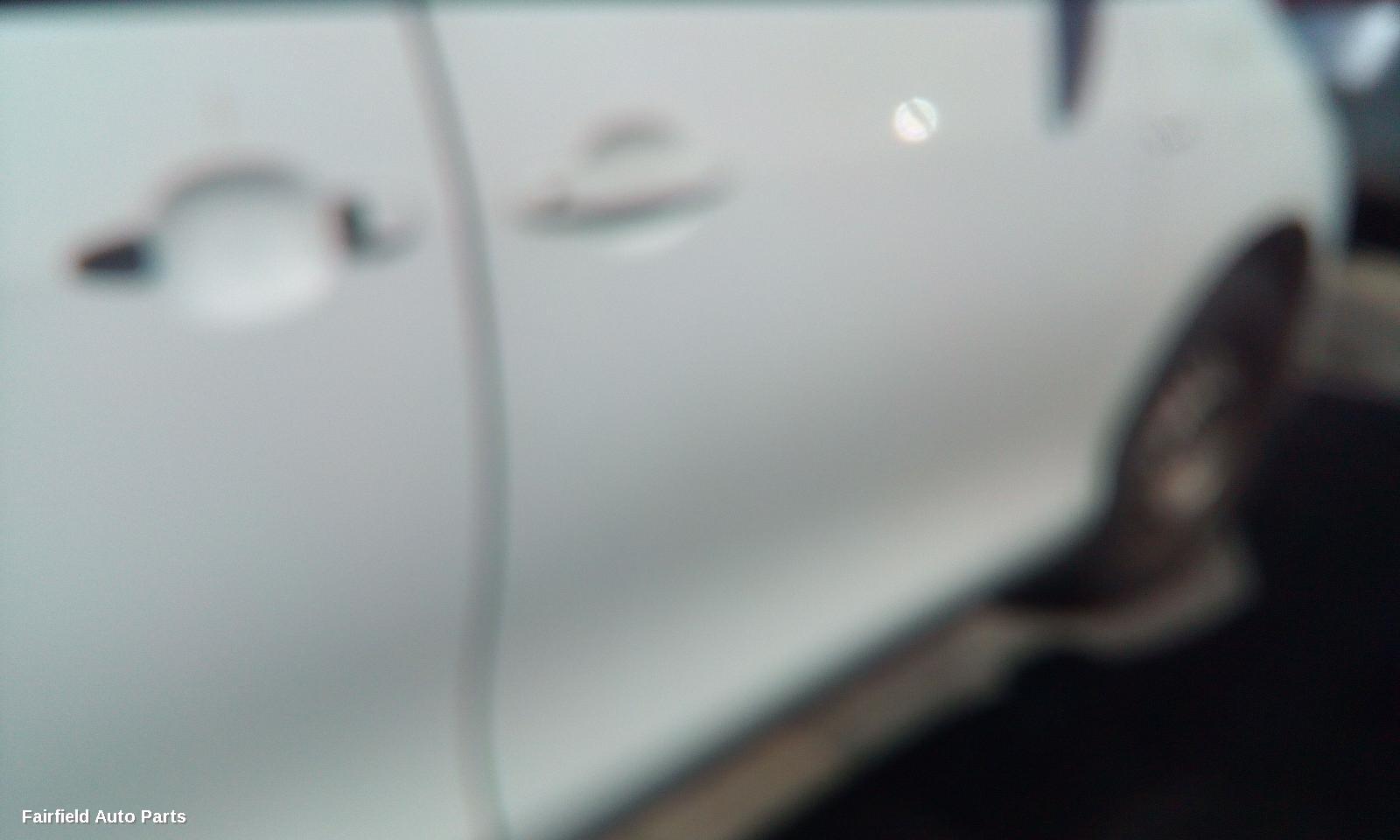 2007 Toyota Tarago Right Taillight