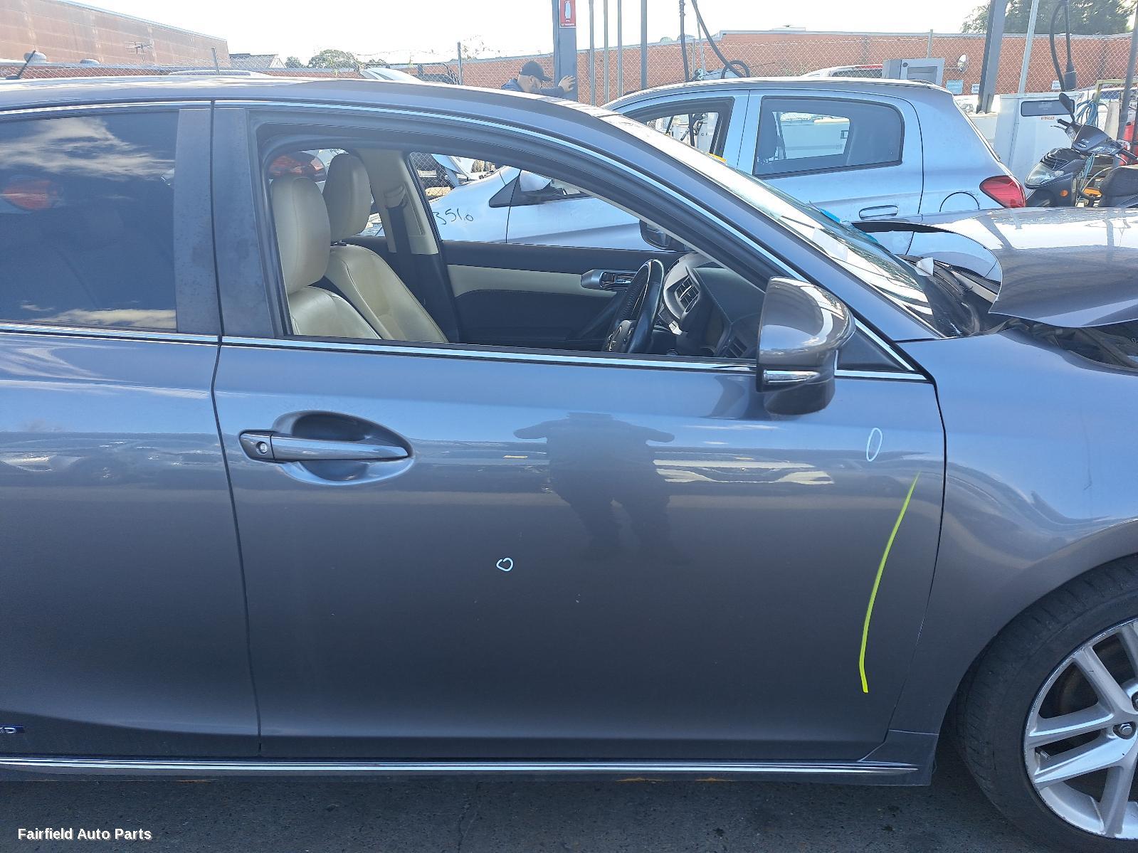 2011-2021 Lexus Ct200h Console