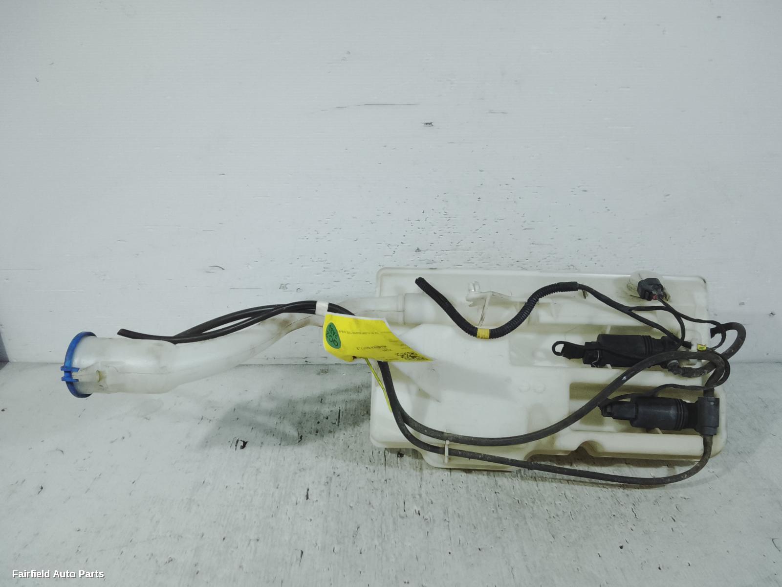 2009-2013 Volvo Xc60 Washer Bottle