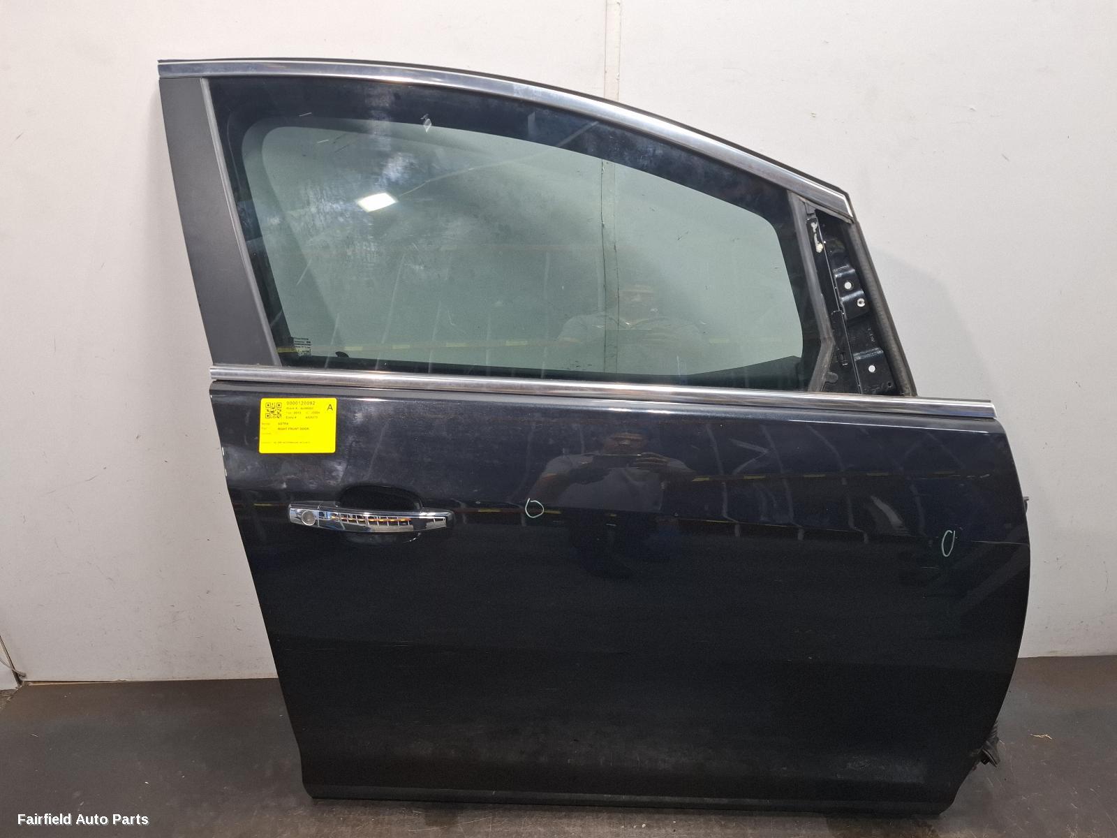 2012-2013 Opel Astra Right Front Door