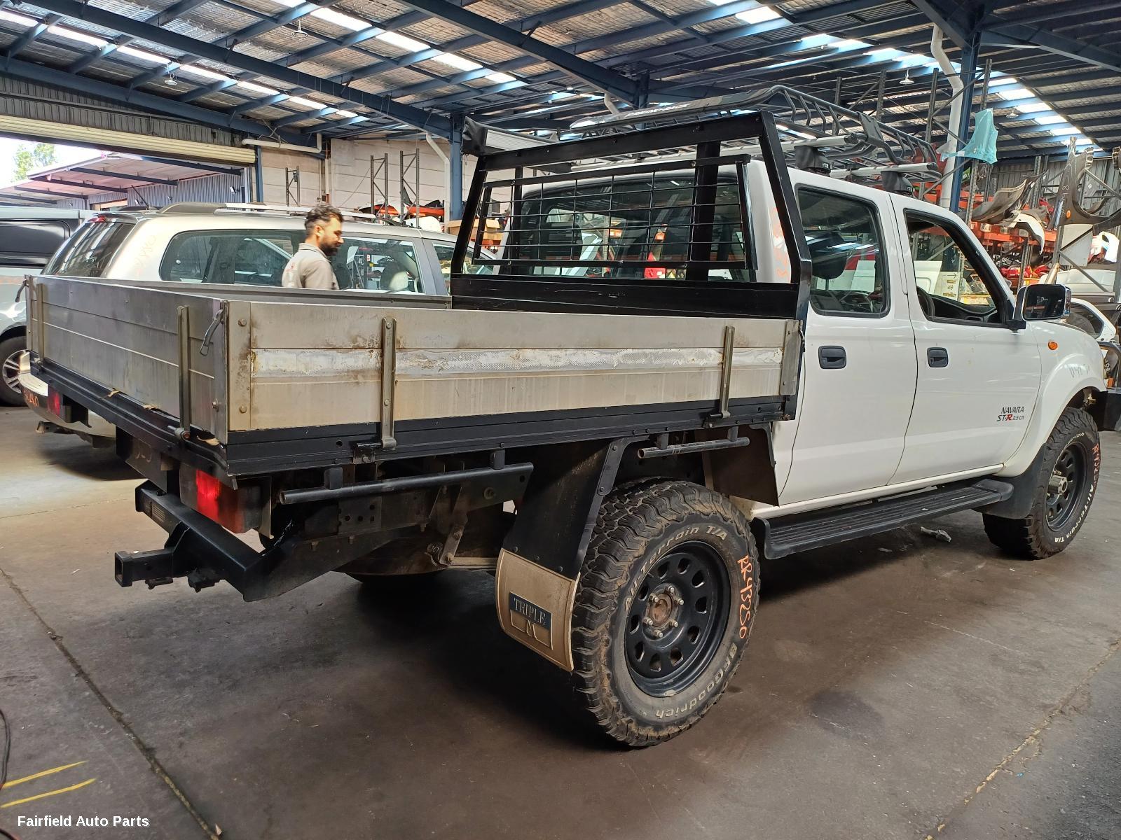 1997-2015 Nissan Navara Side Step Skirt
