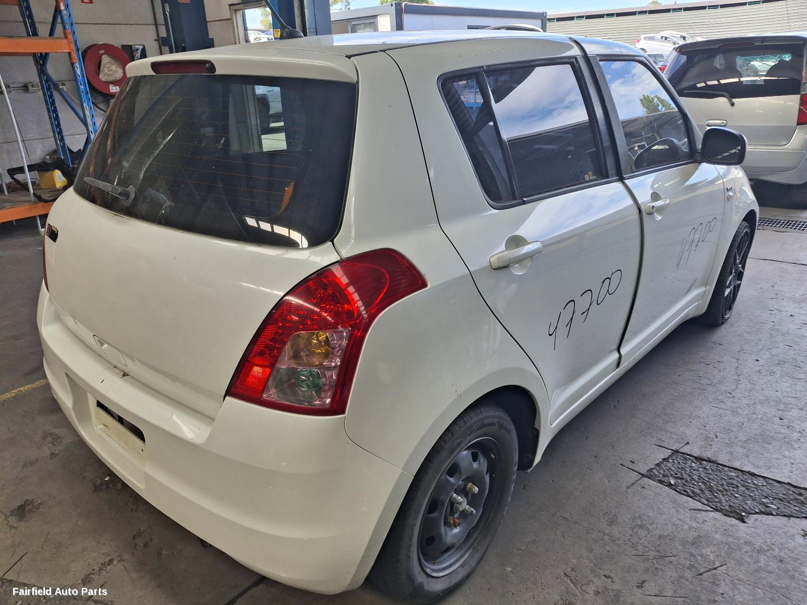 2007 Suzuki Swift Washer Bottle