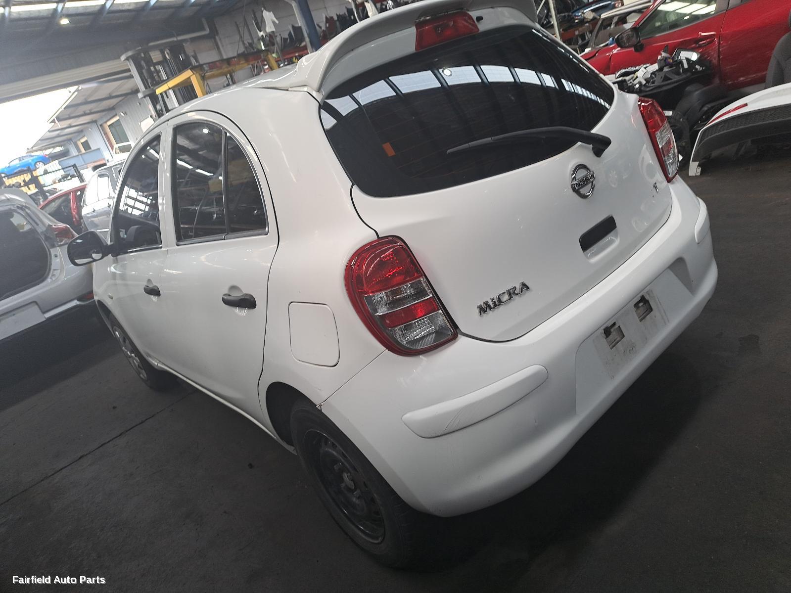 2010-2012 Nissan Micra Right Headlamp