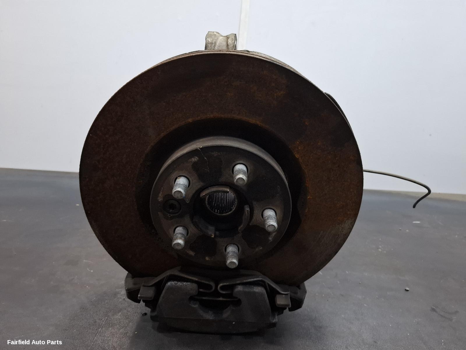 2015-2019 Land Rover Discovery Sport Right Front Hub Assembly