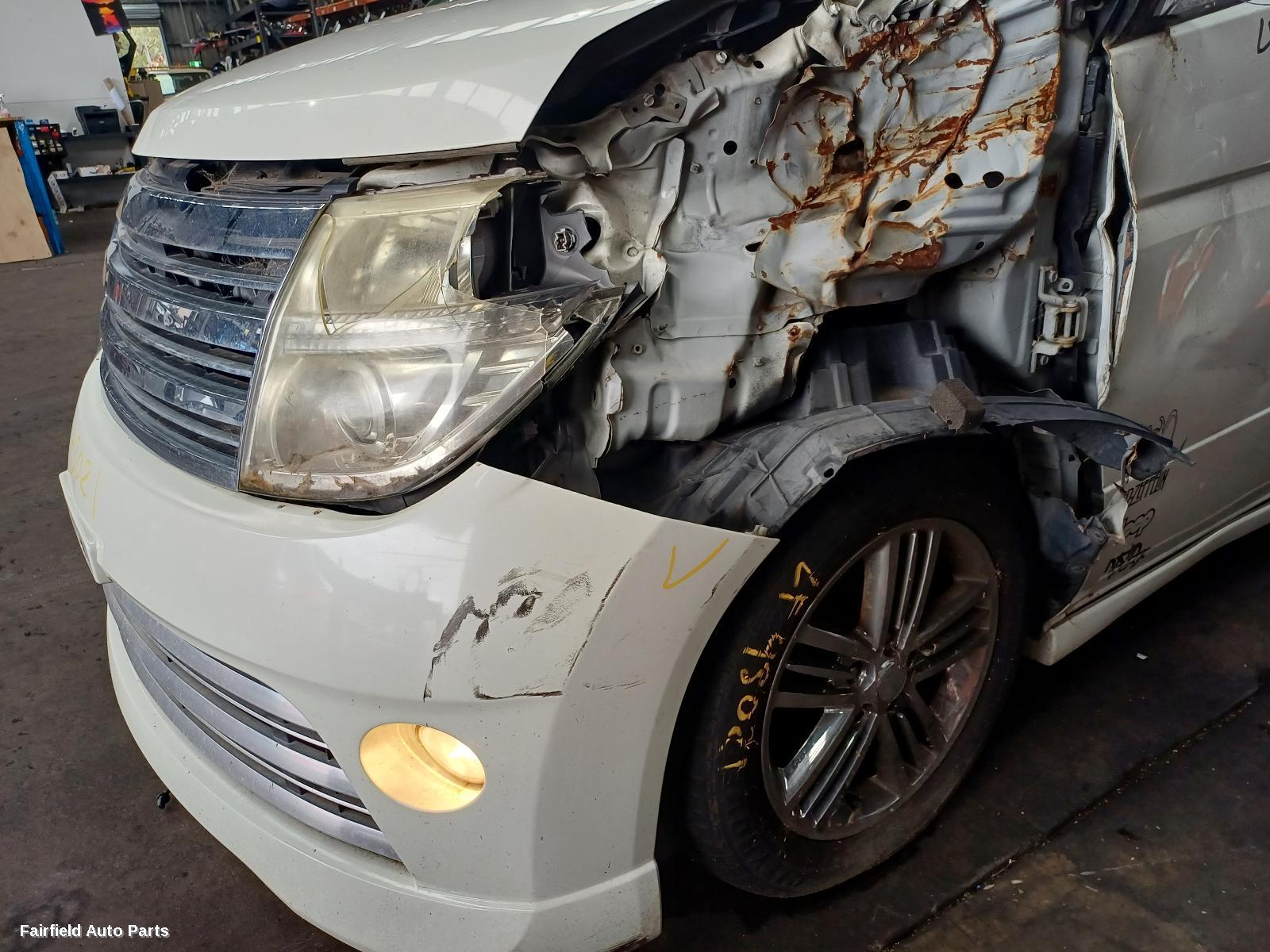 2002-2010 Nissan Elgrand Bonnet