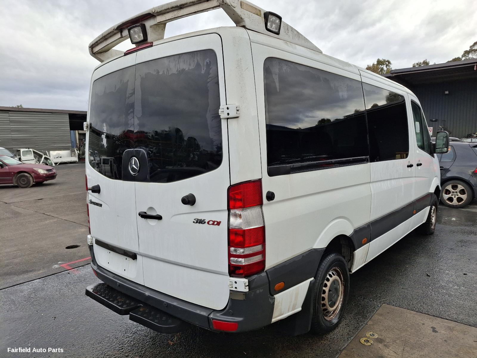 2012 Mercedes Sprinter Right Indicator Fog Side