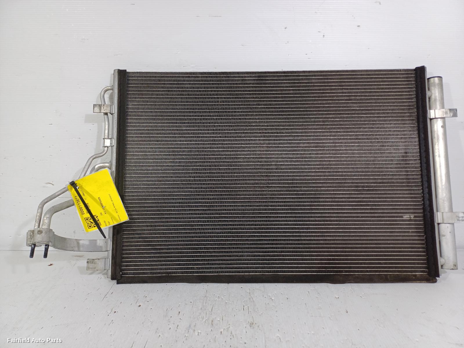 2015-2017 Hyundai I30 A C Condenser