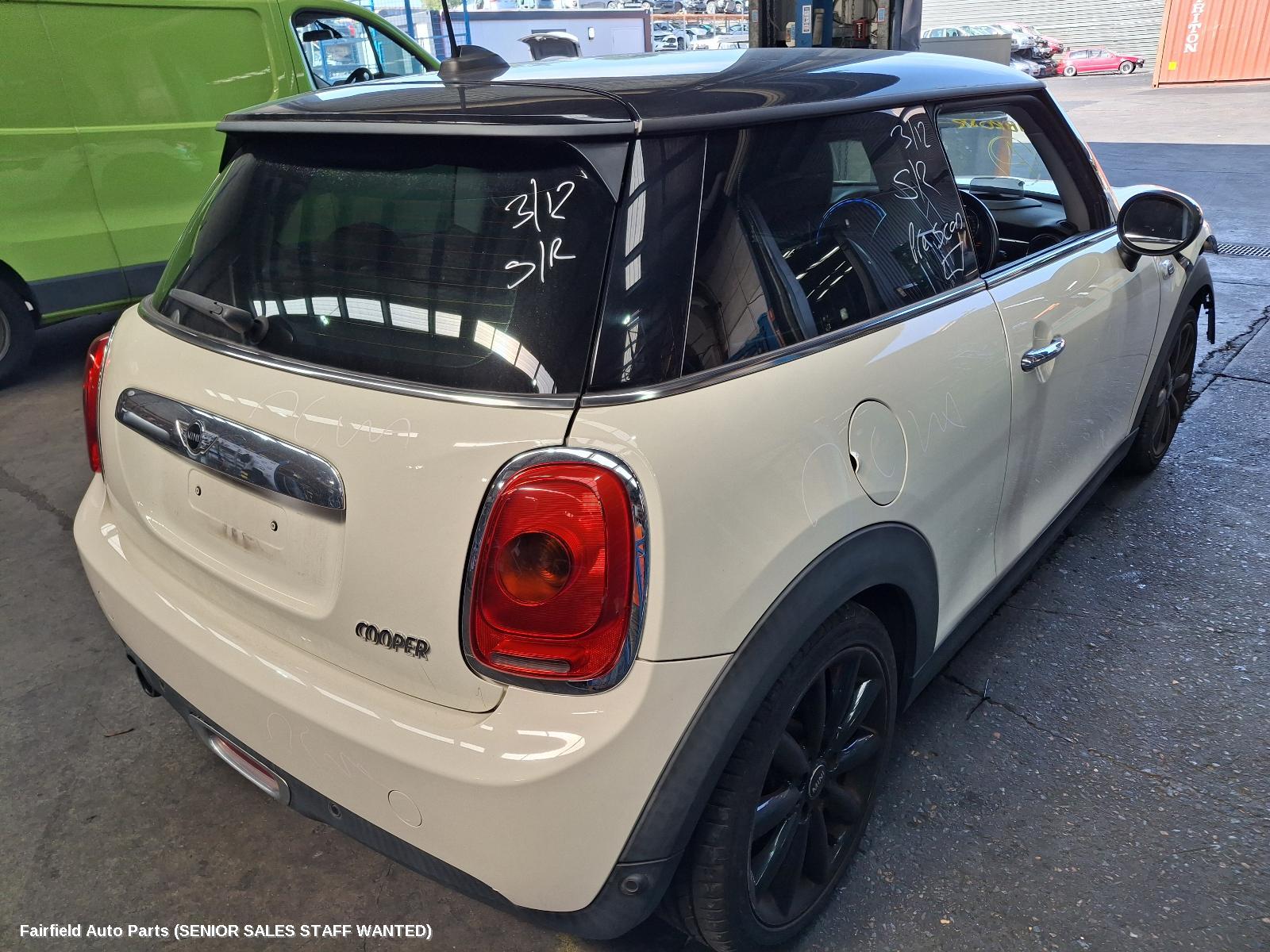 2014 Mini Cooper Radio Cd Dvd Sat Tv