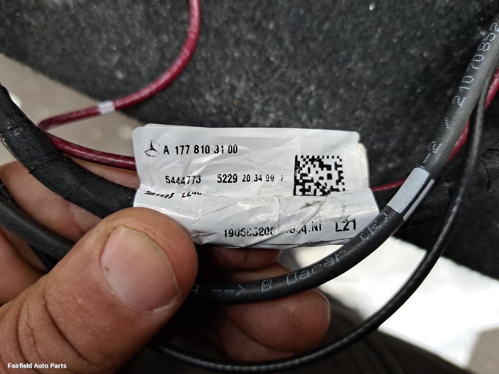 2018-2023 Mercedes A Class Right Door Mirror