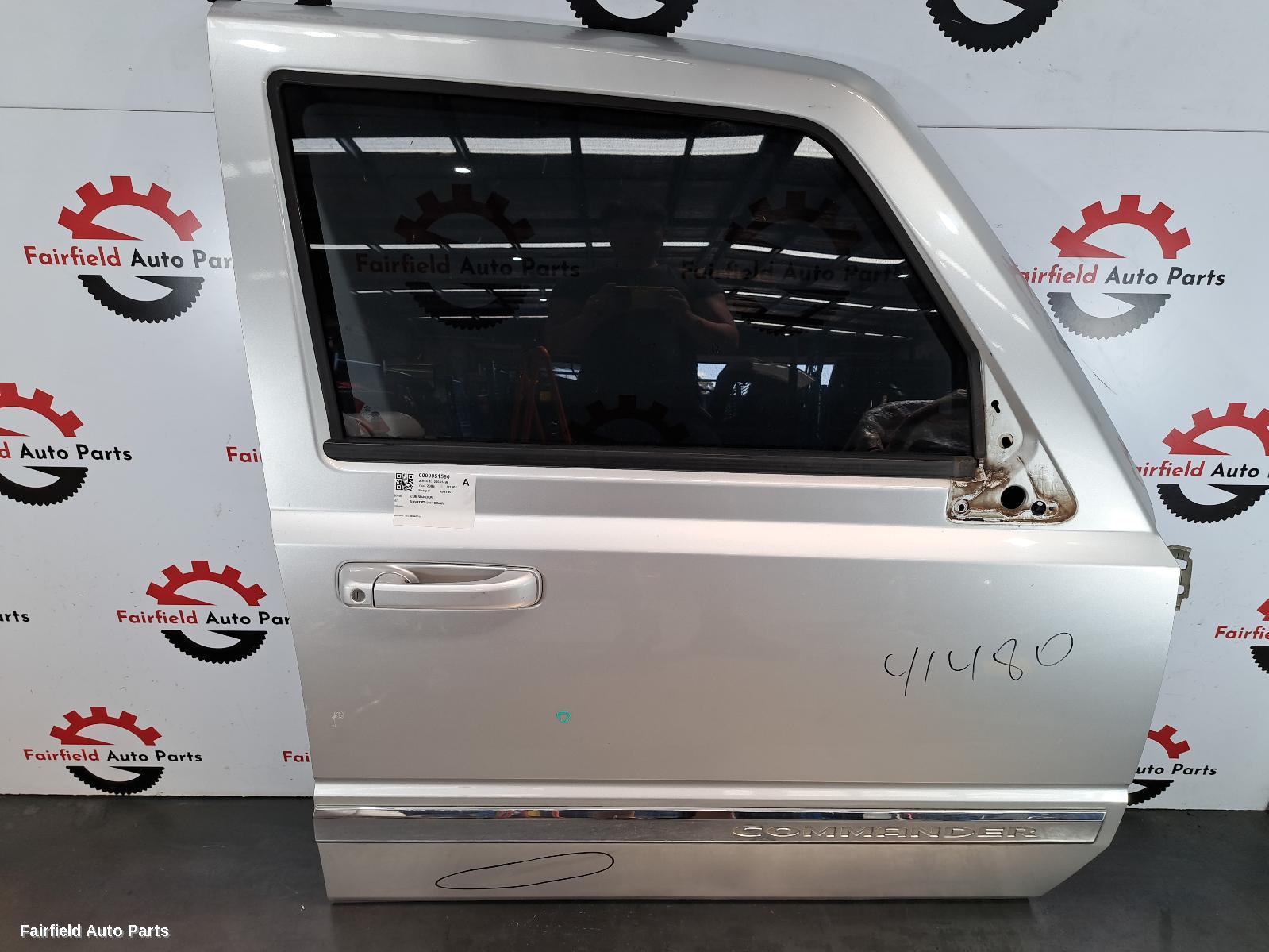 2006-2010 Jeep Commander Right Front Door