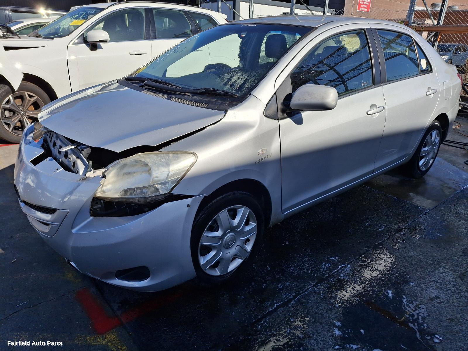 2007 Toyota Yaris Right Taillight