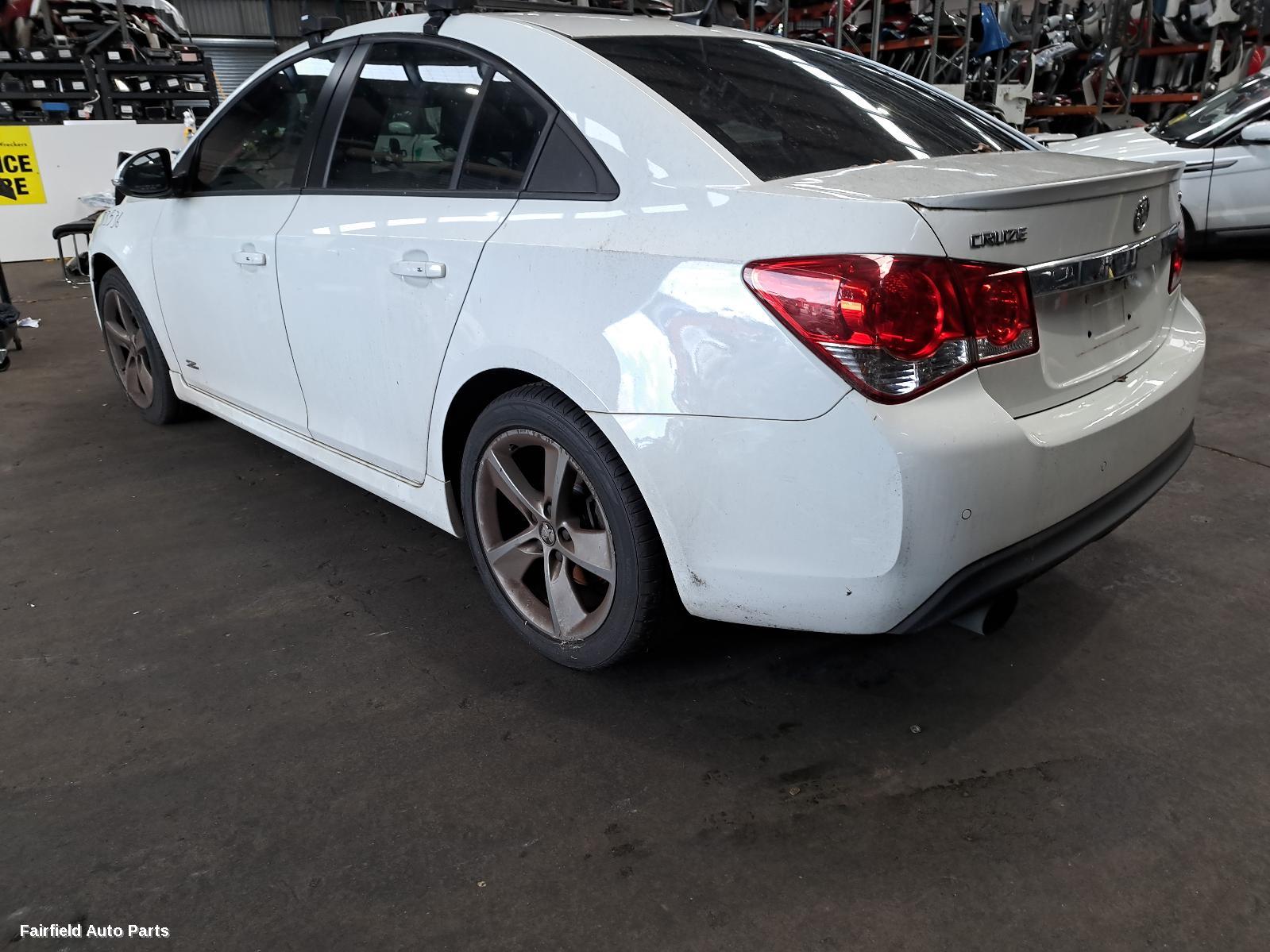 2016 Holden Cruze Grille