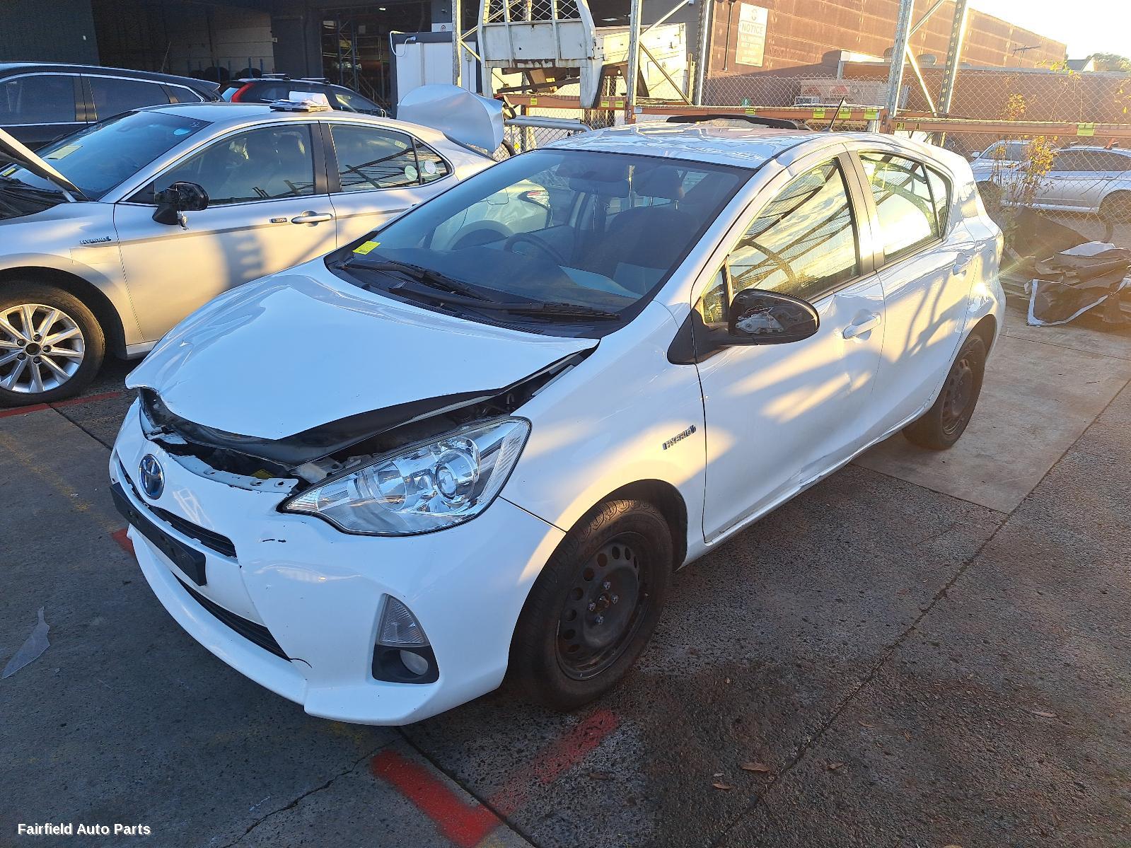 2014 Toyota Prius Right Taillight