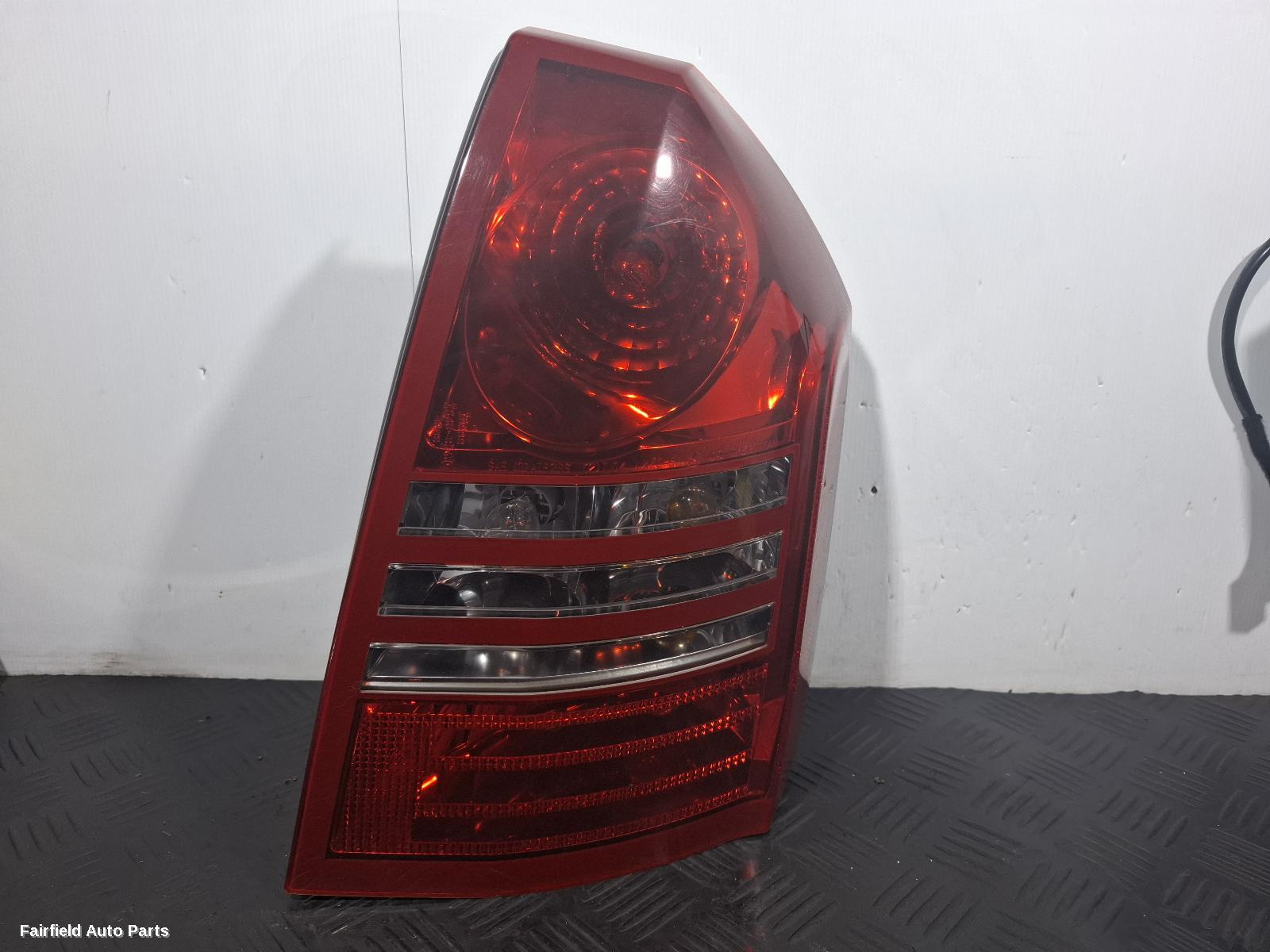 2008 Chrysler 300c Right Taillight