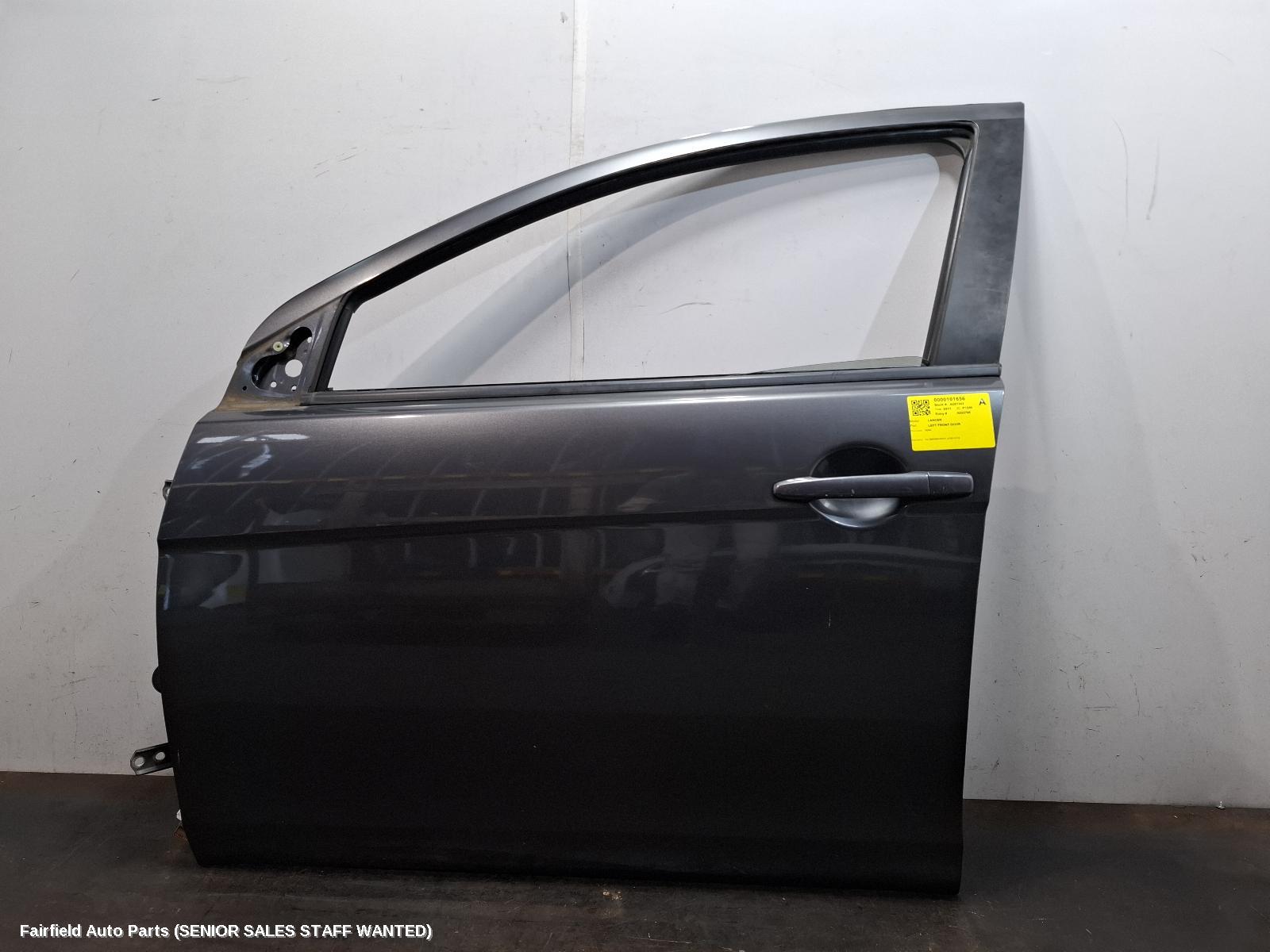 2011 Mitsubishi Lancer Left Front Door