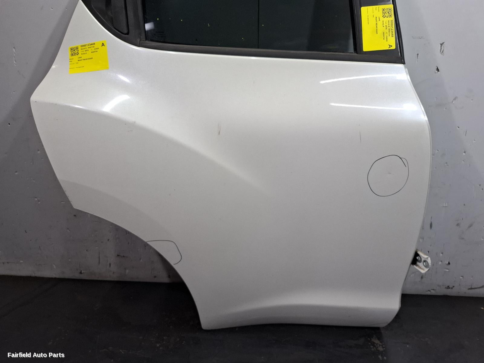 2010-2019 Nissan Juke Right Rear Door Sliding