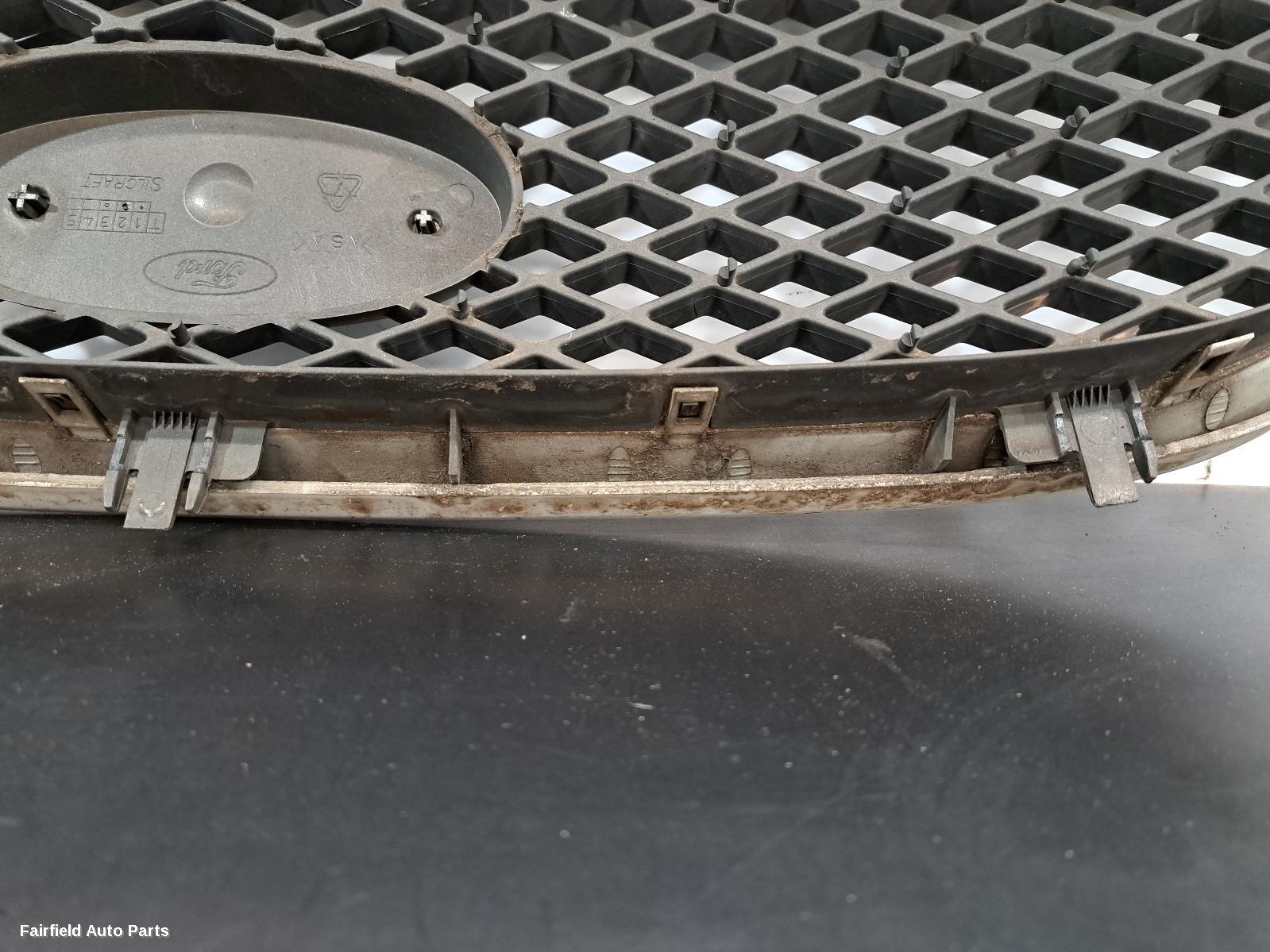 2002-2006 Ford Falcon Grille