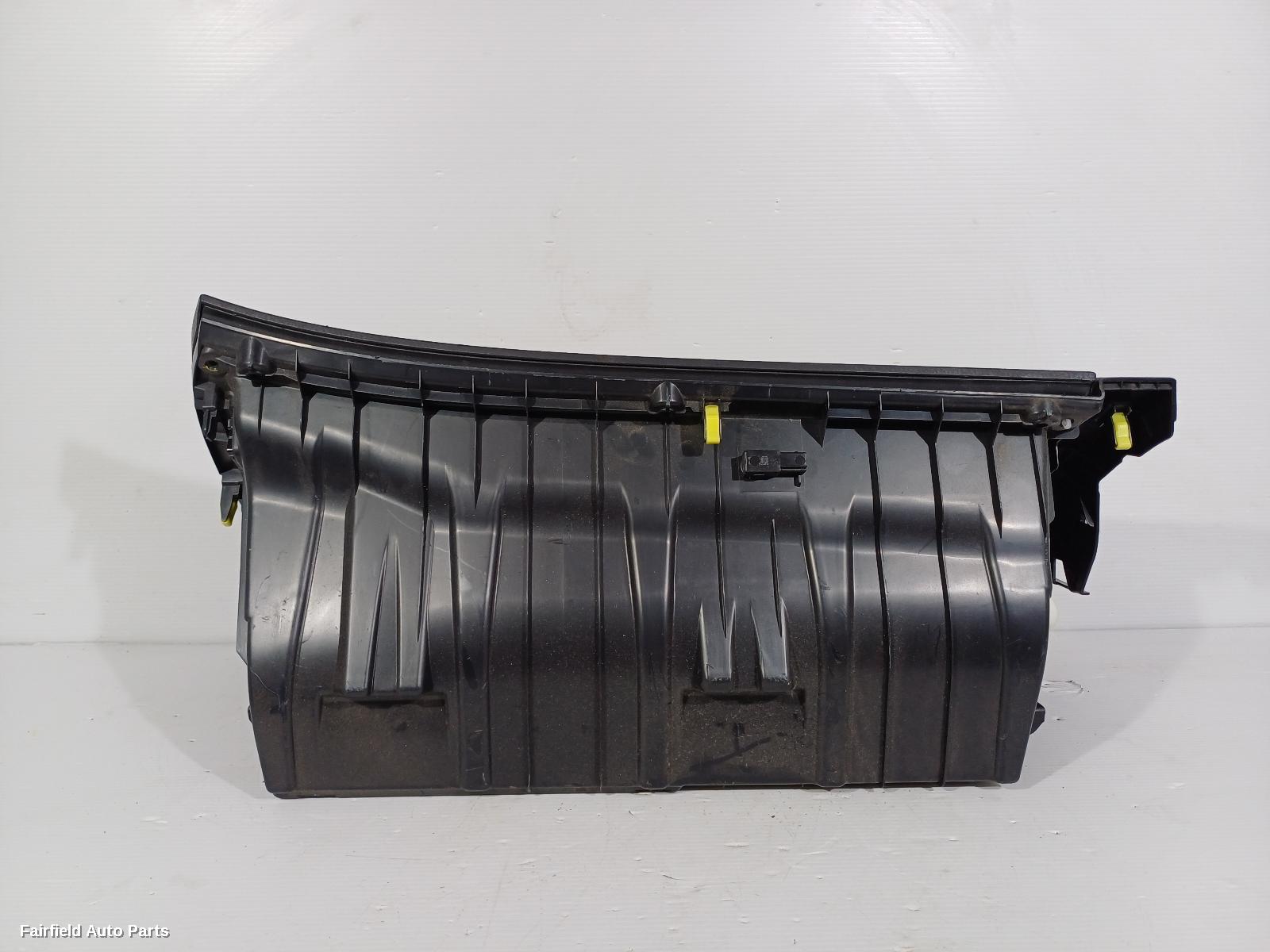 2014-2021 Toyota Kluger Glove Box