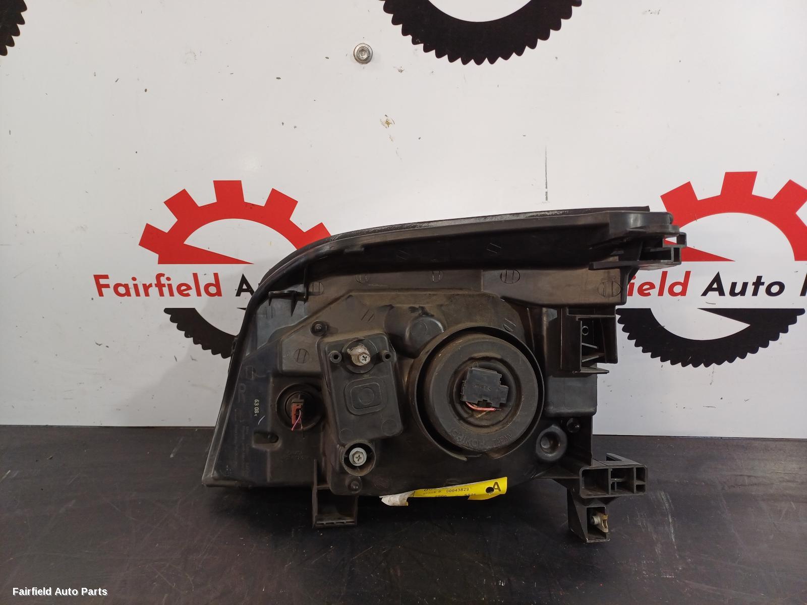 2001-2007 Nissan Xtrail Right Headlamp