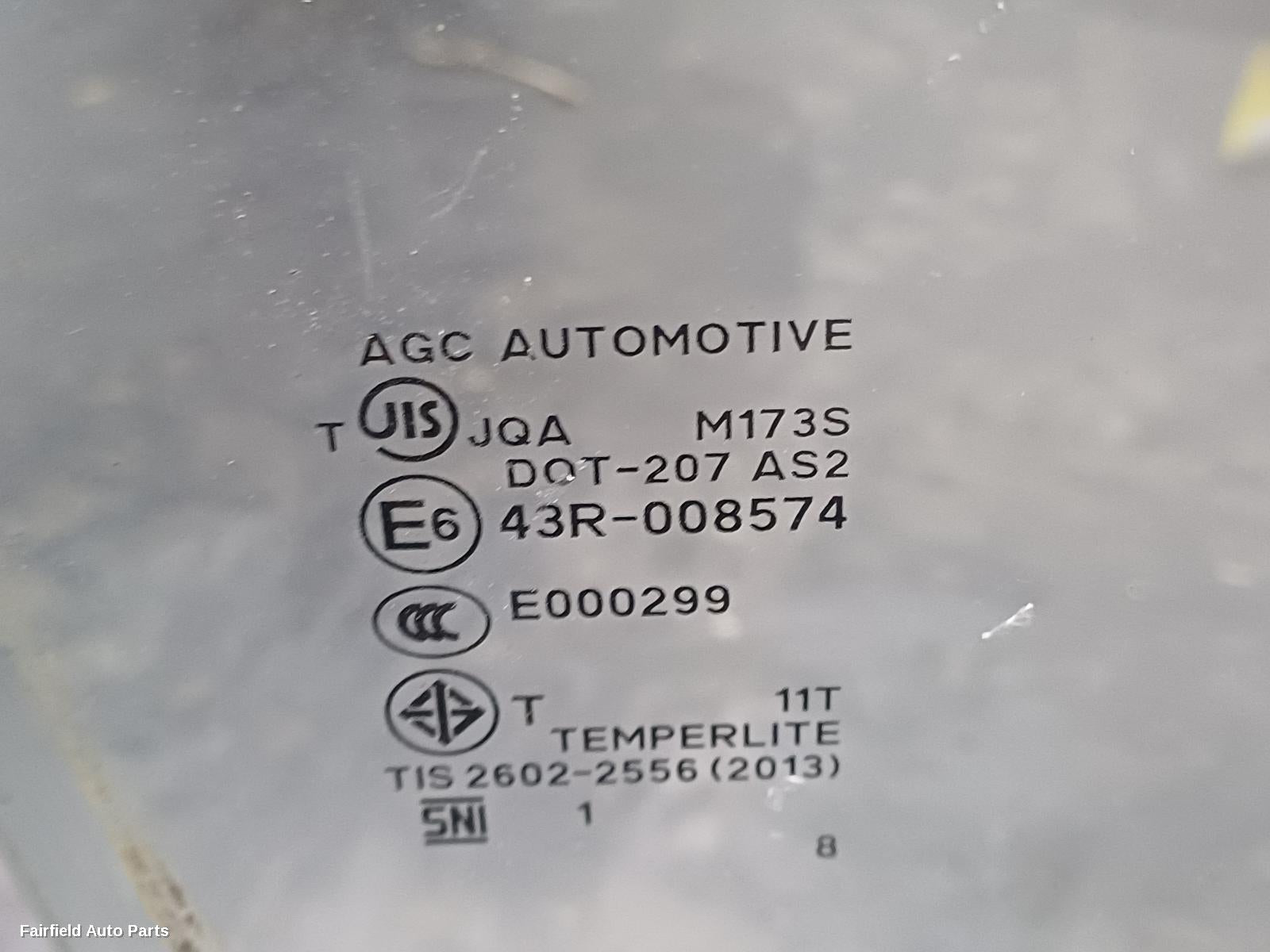 2021 Mitsubishi Mirage Right Front Door Window