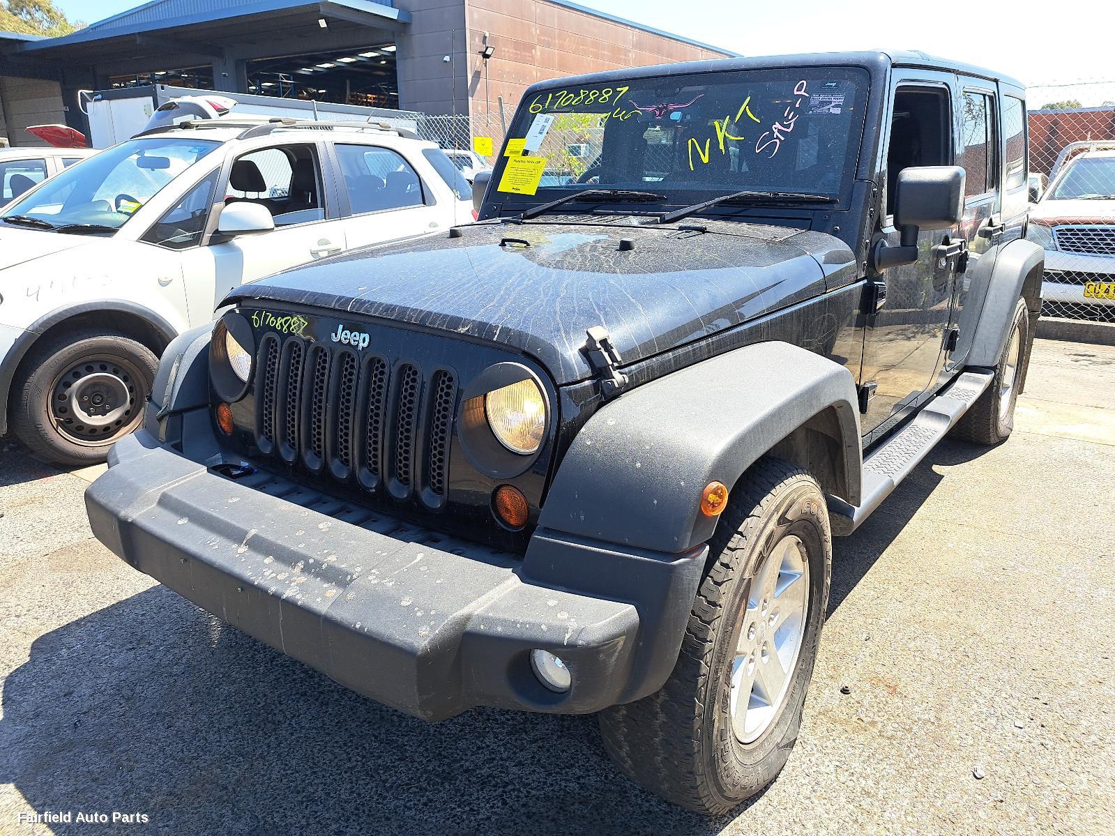 2013 Jeep Wrangler Starter