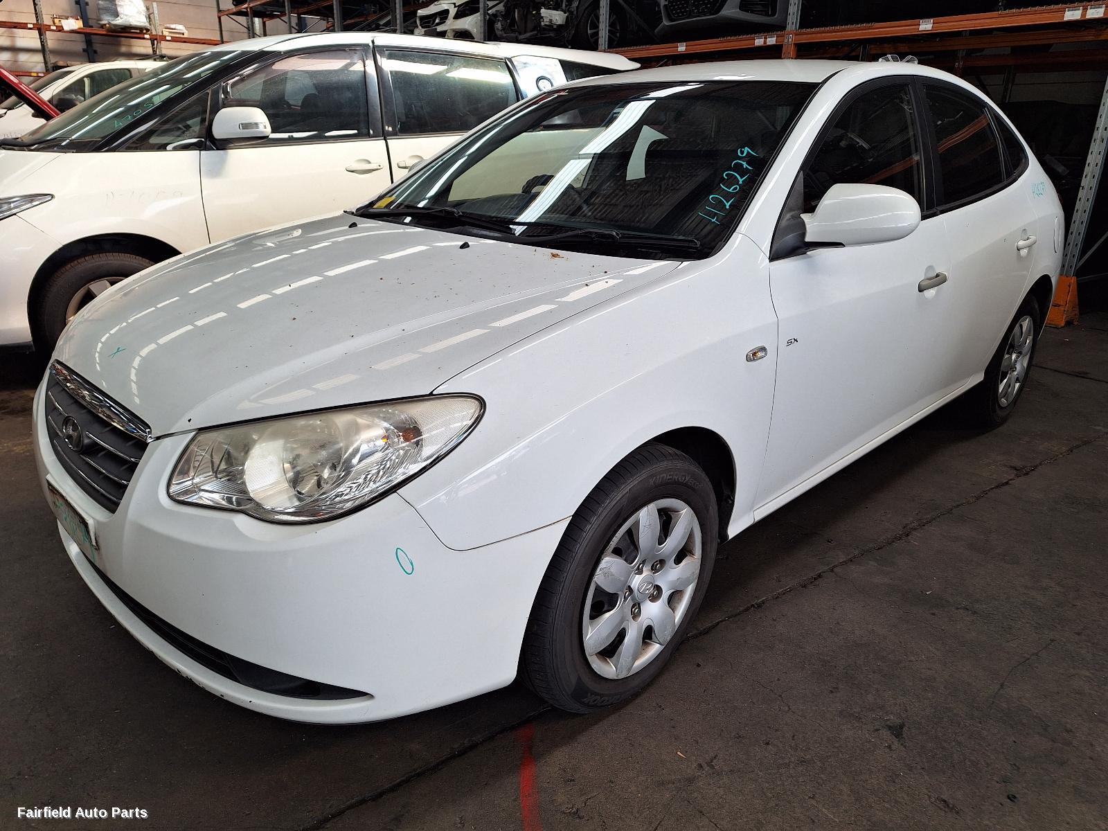 2009 Hyundai Elantra Left Headlamp